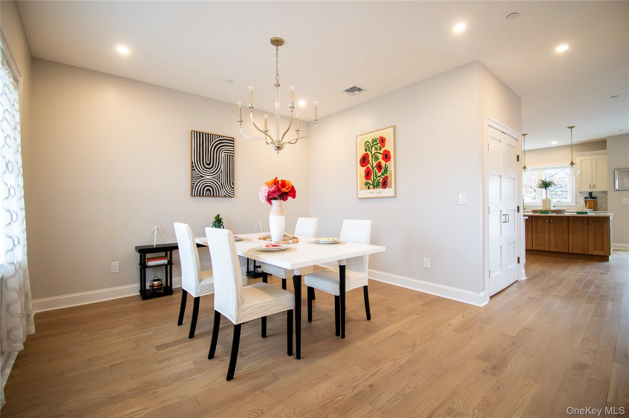 300 Harbor Street Property Photo 23