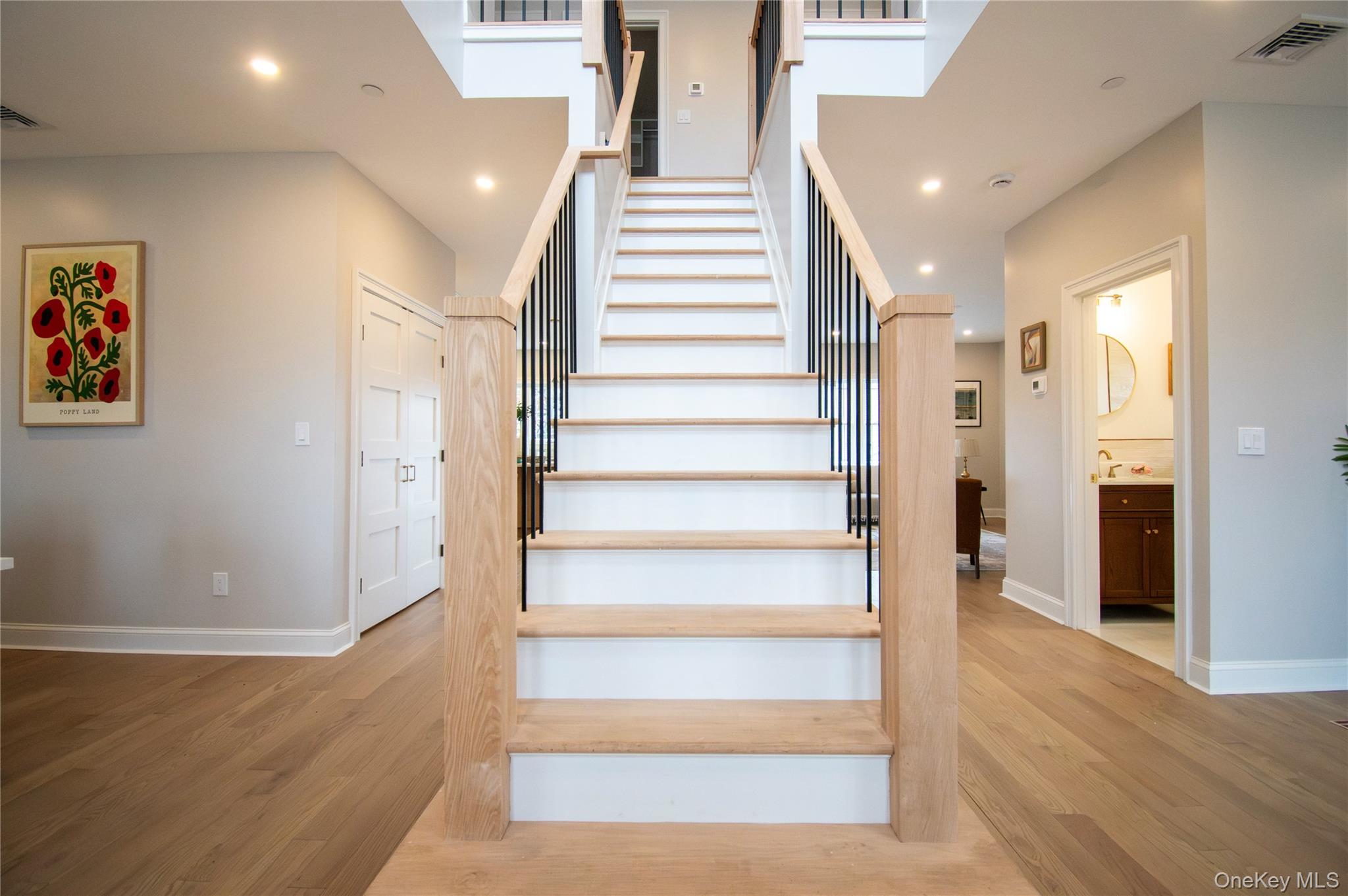 300 Harbor Street Property Photo 24