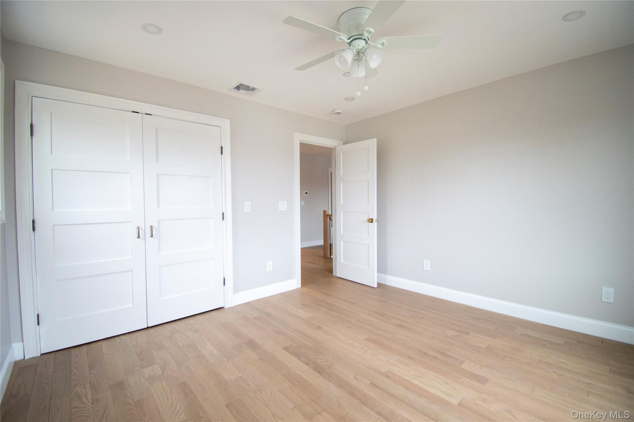 300 Harbor Street Property Photo 28