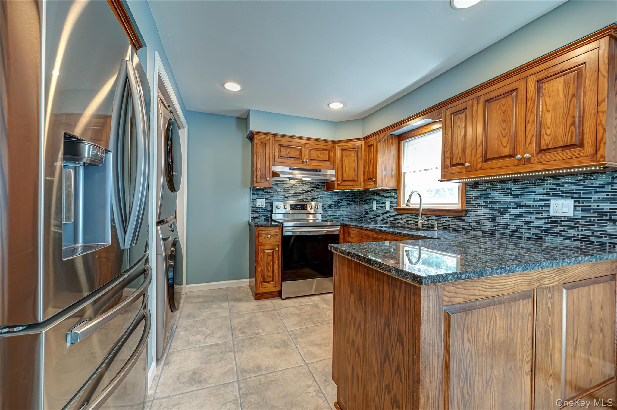 16 Sussex Lane Property Photo 12
