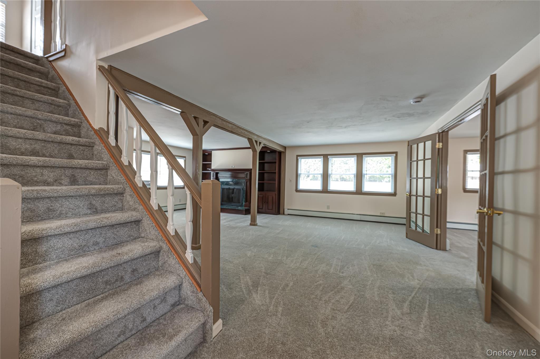 16 Sussex Lane Property Photo 14