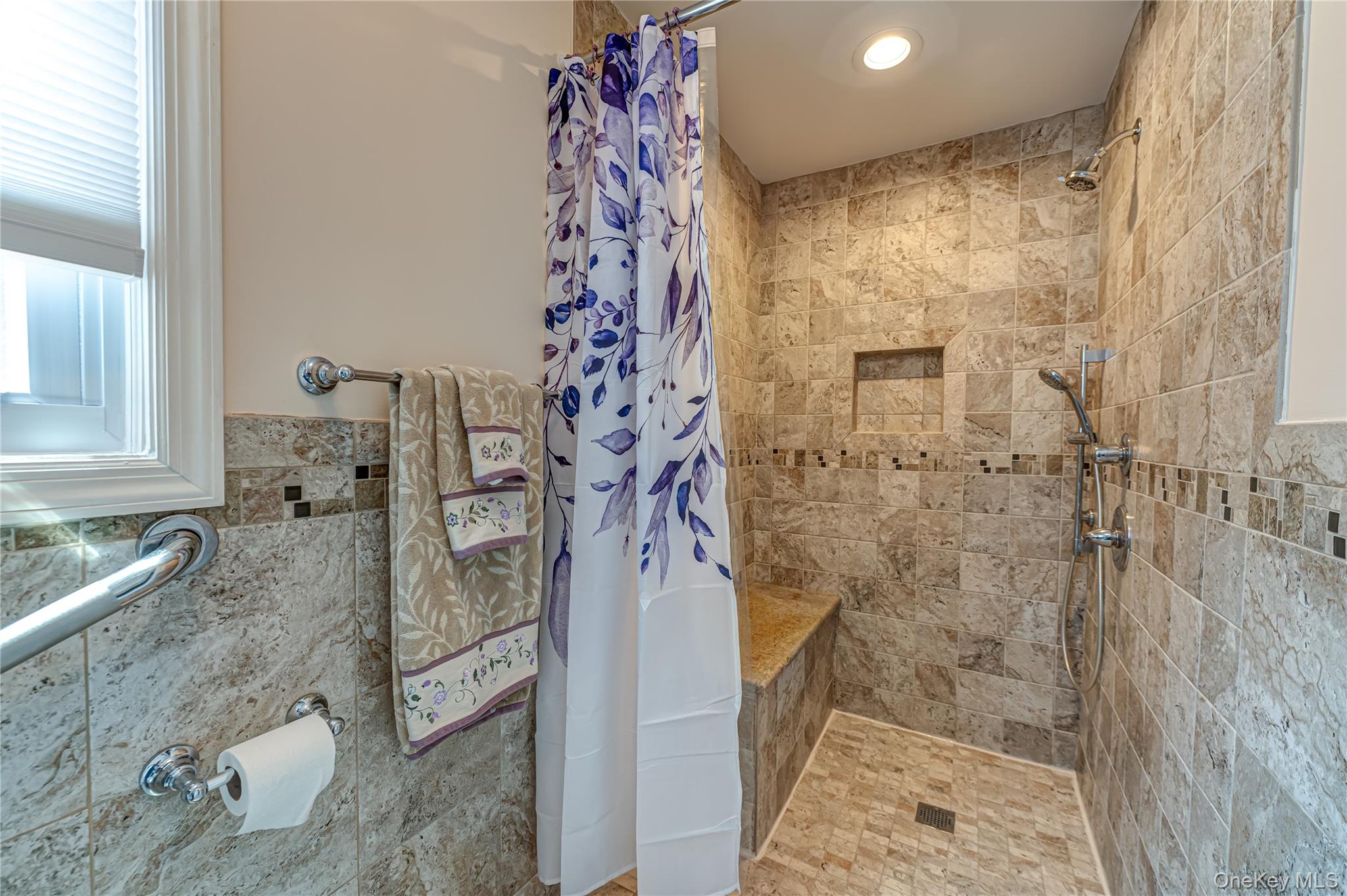 16 Sussex Lane Property Photo 18
