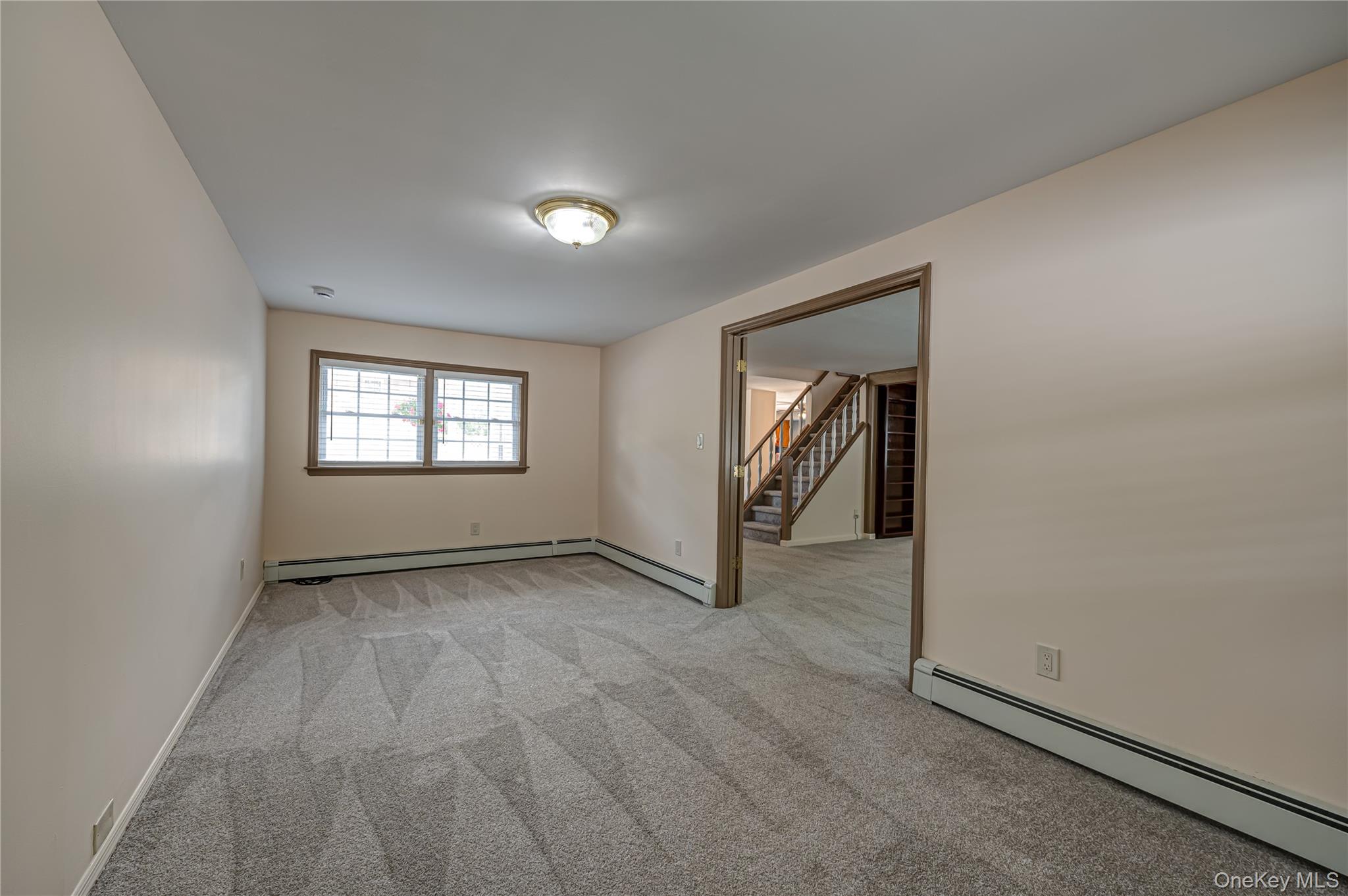 16 Sussex Lane Property Photo 23