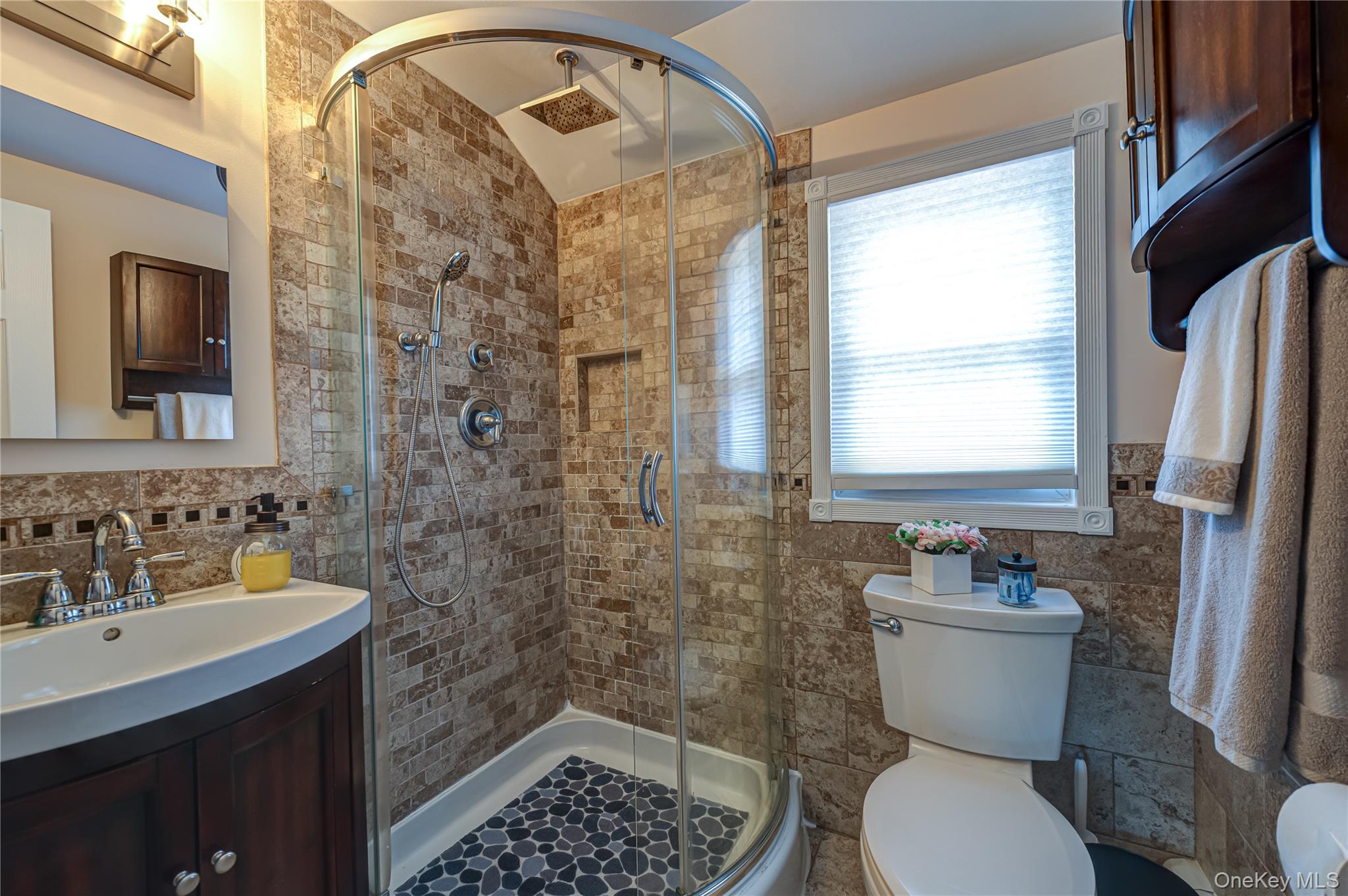 16 Sussex Lane Property Photo 30