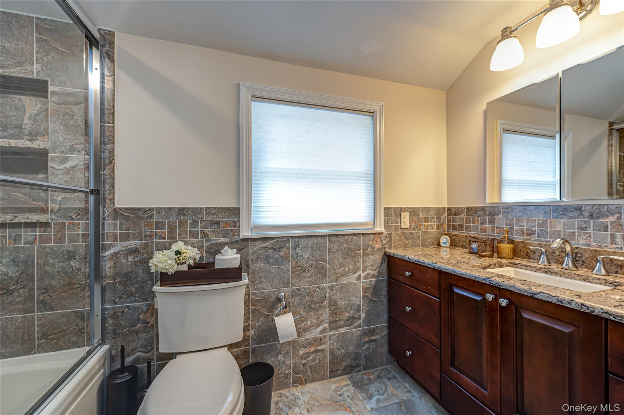 16 Sussex Lane Property Photo 31