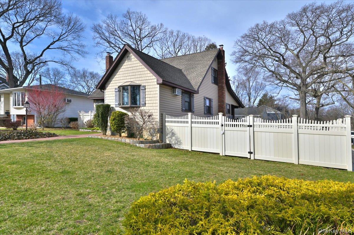 2 Oak Place Property Photo 4
