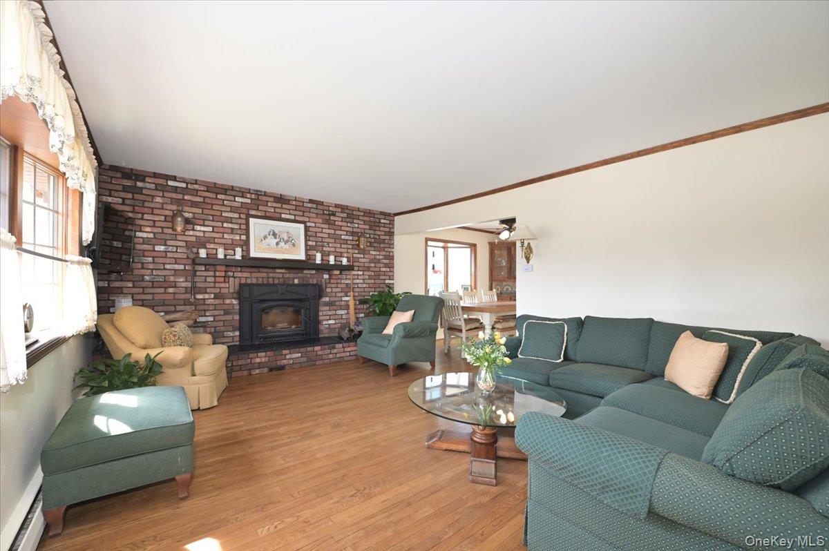 2 Oak Place Property Photo 5