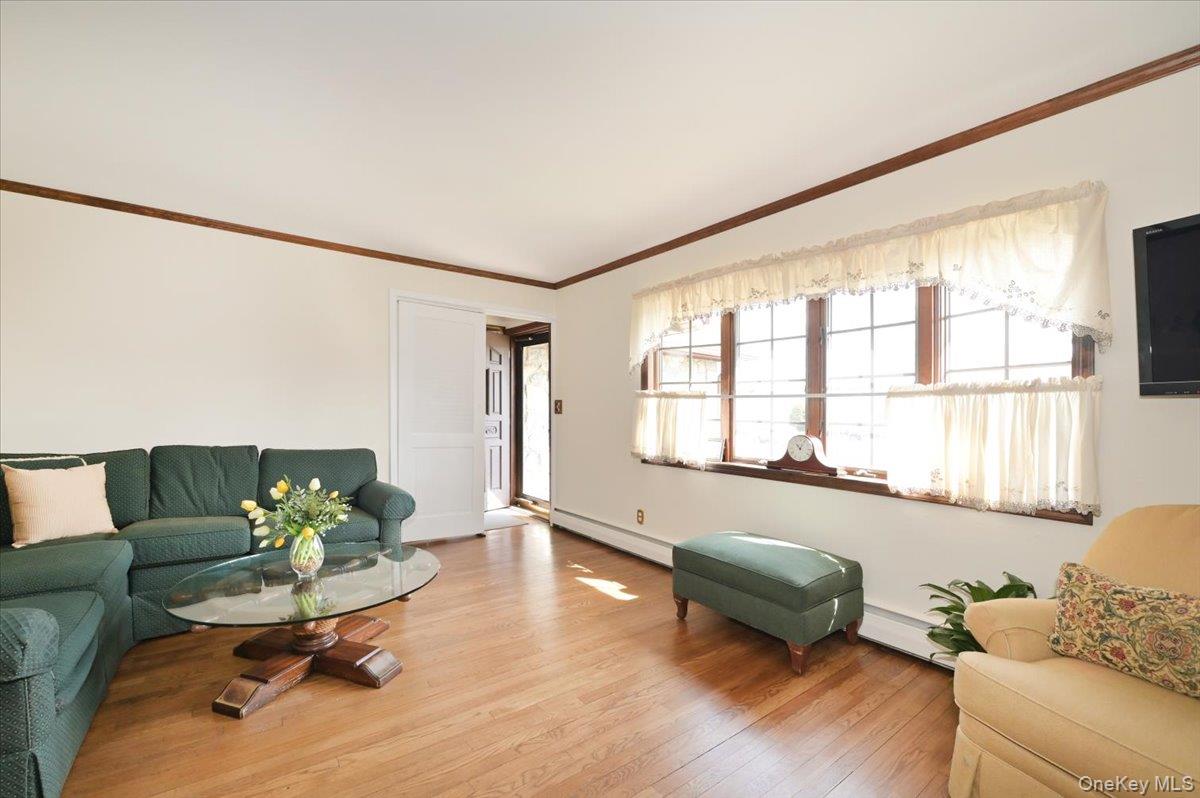 2 Oak Place Property Photo 6