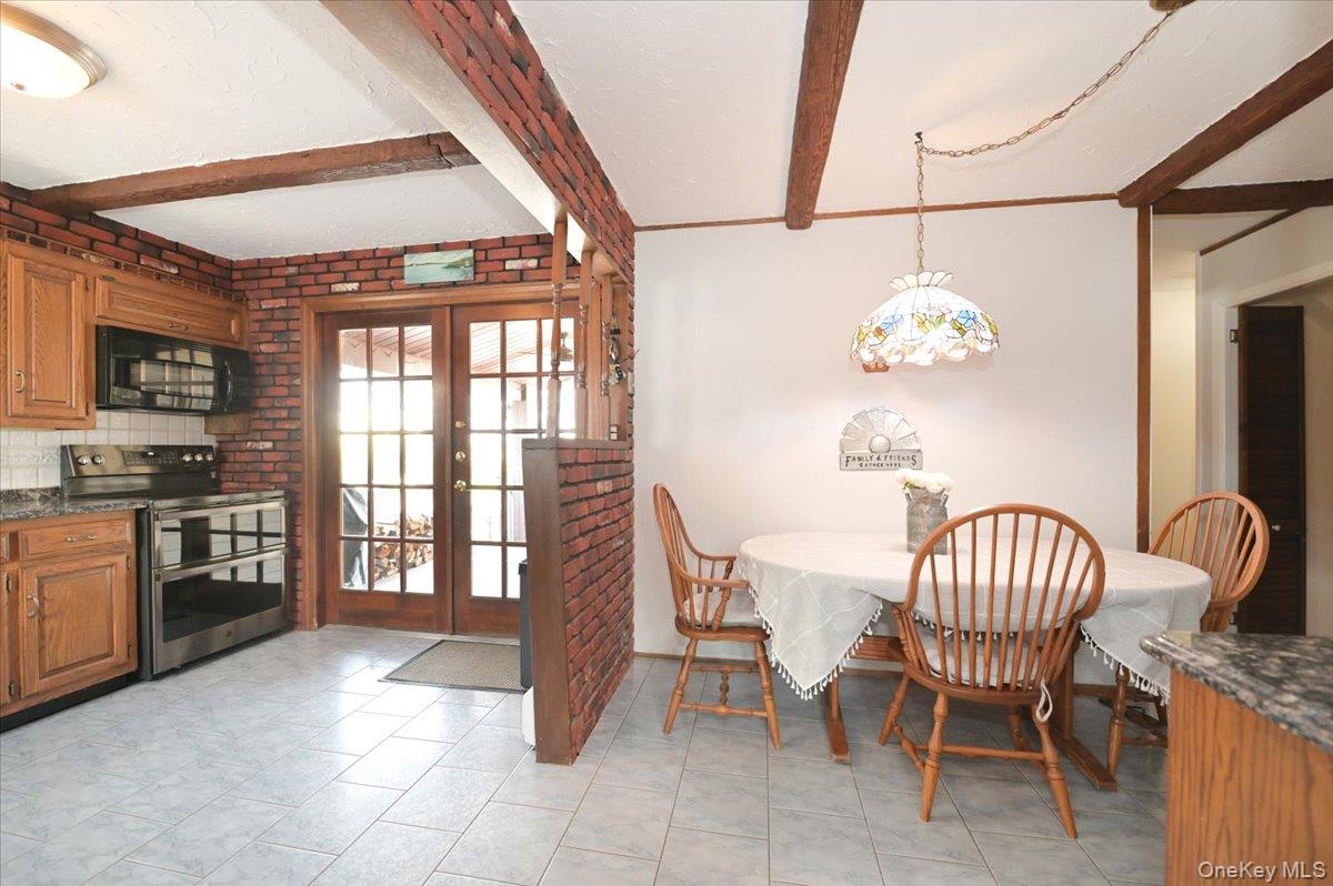 2 Oak Place Property Photo 10