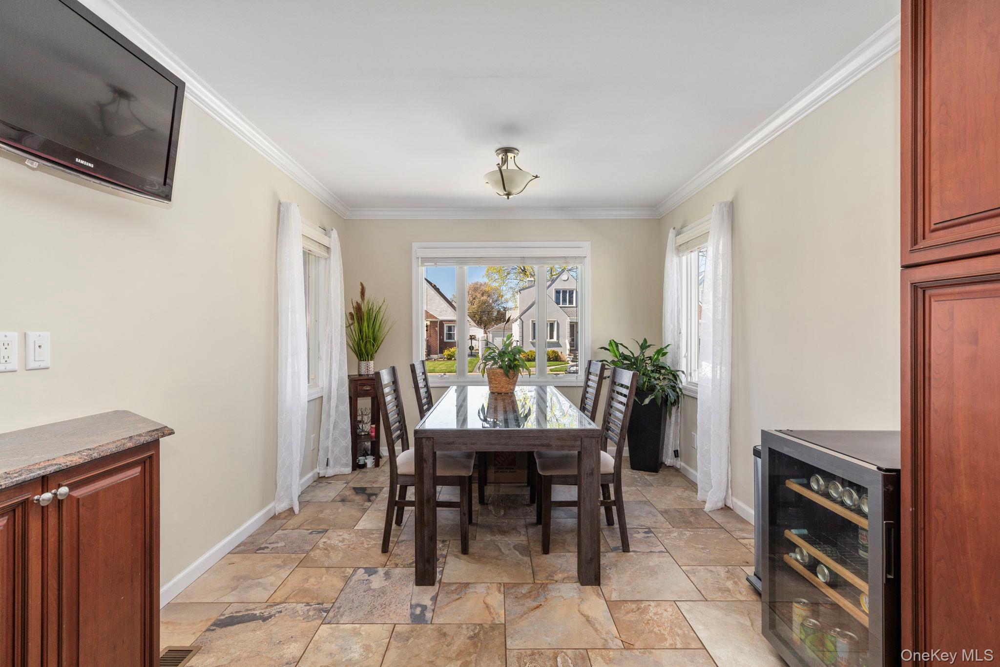 8227 265th Street Property Photo 7