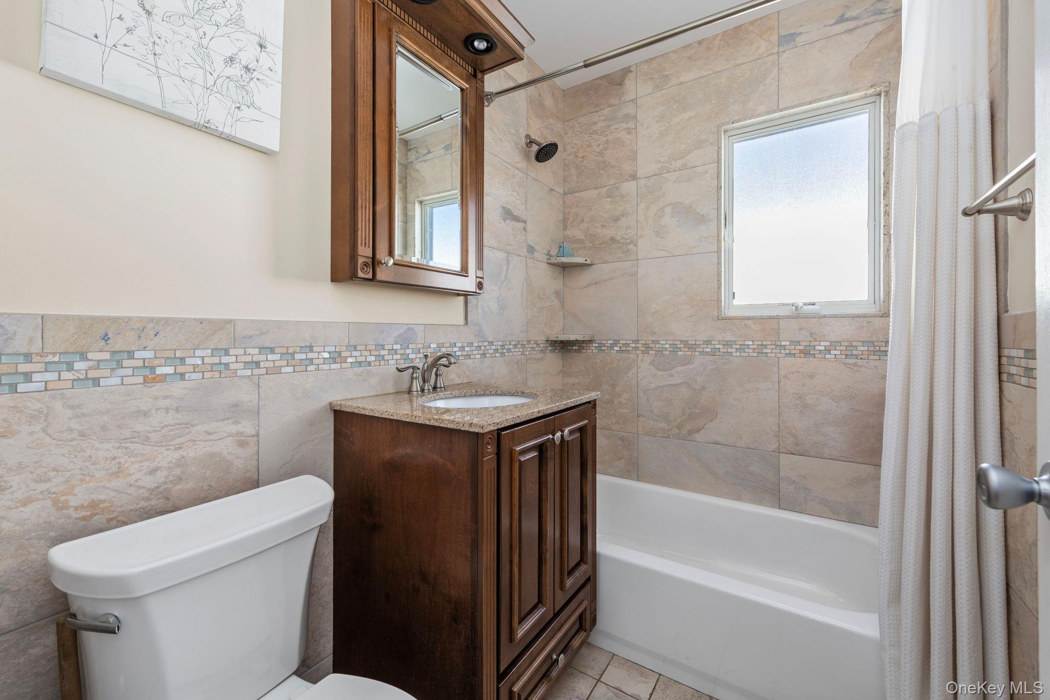 8227 265th Street Property Photo 12