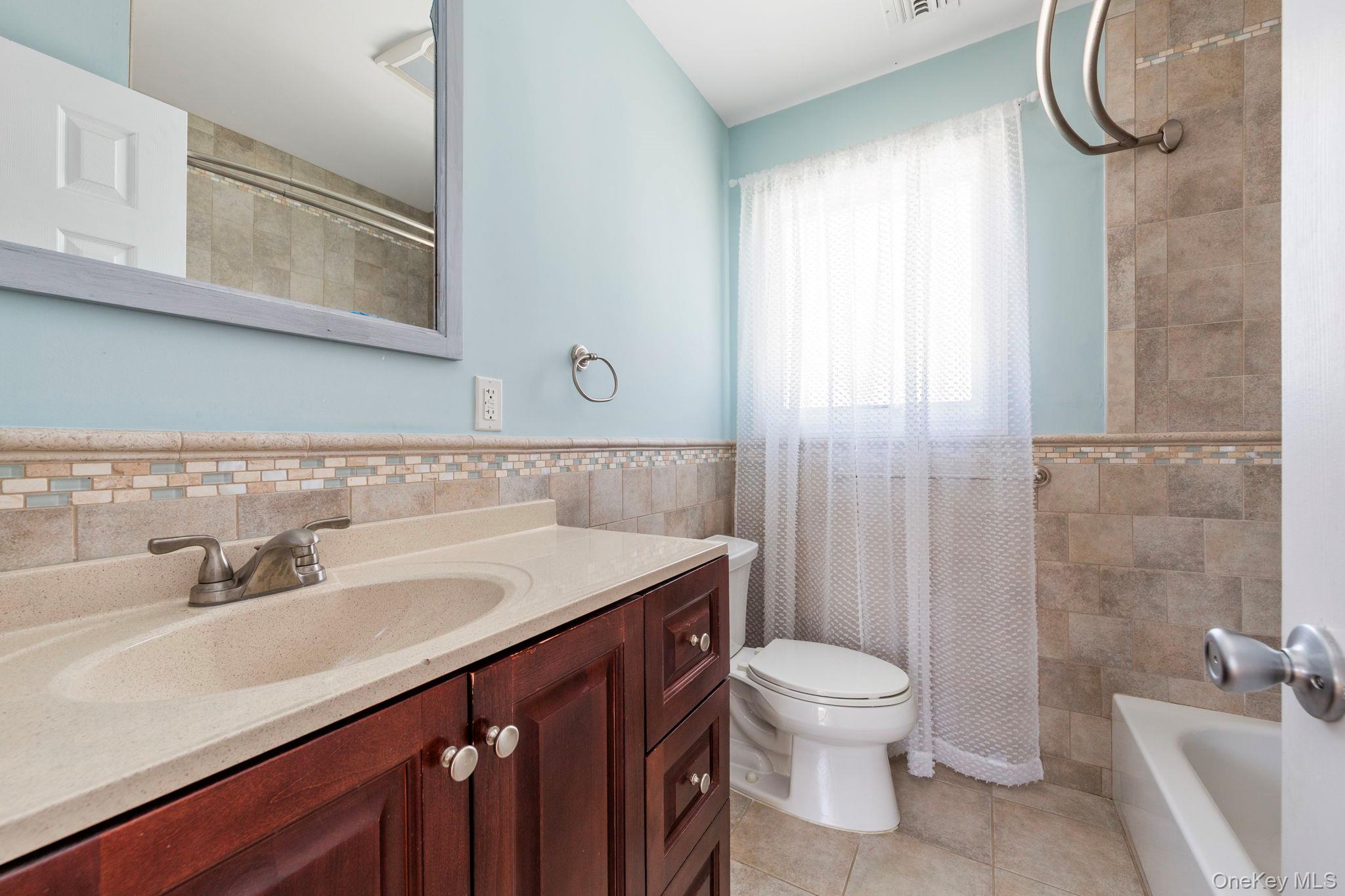 8227 265th Street Property Photo 13
