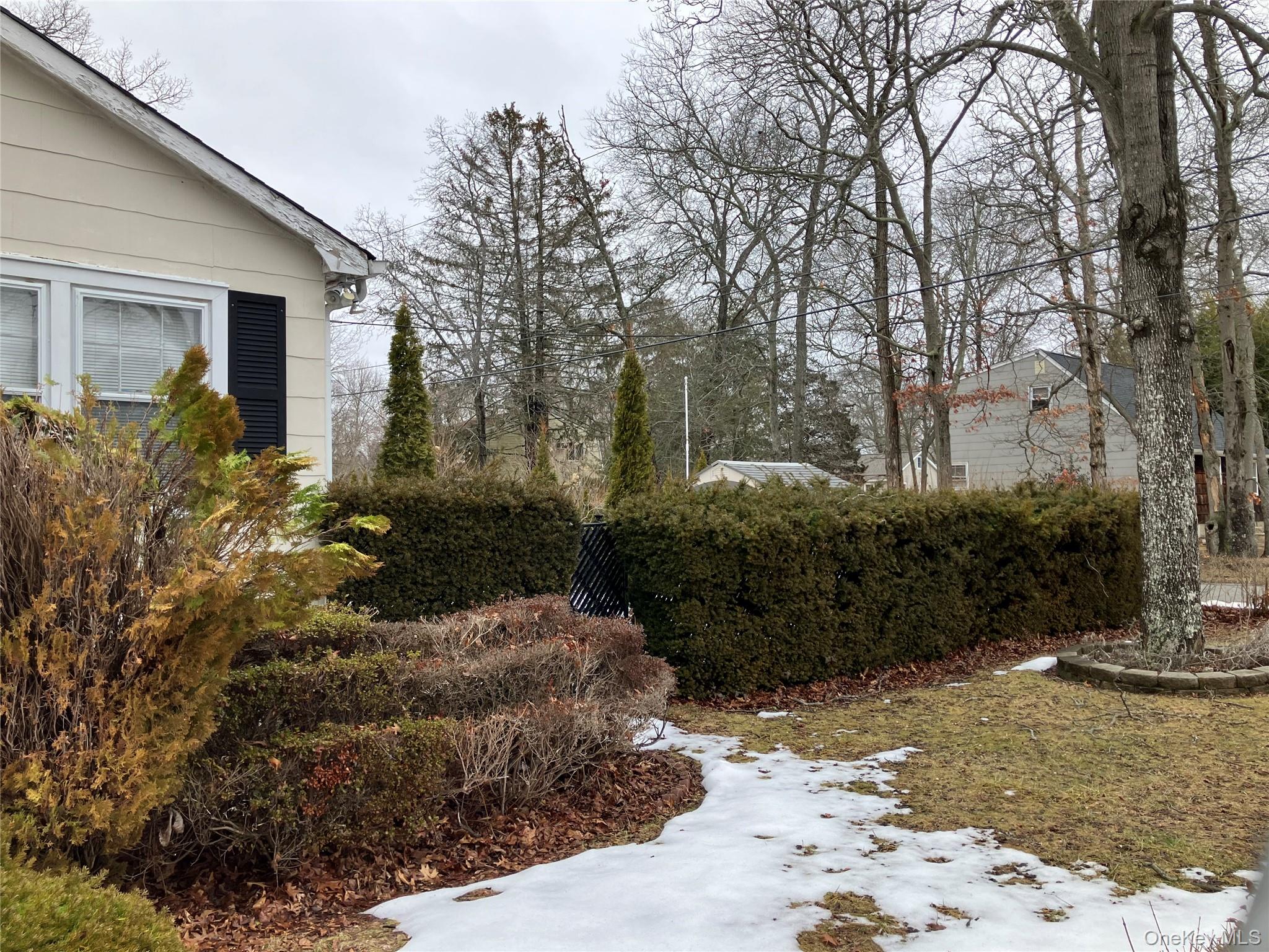 167 Cedar Road Property Photo 2