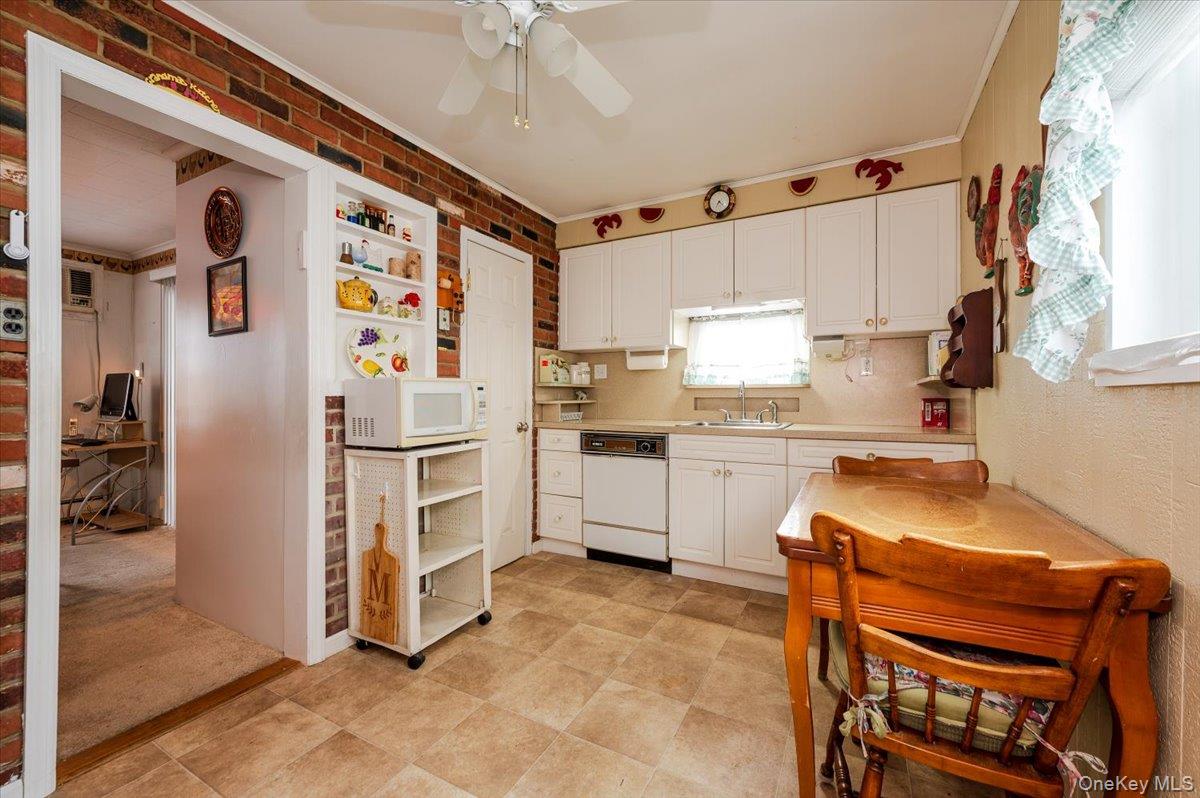 601 Hughes Street Property Photo 6