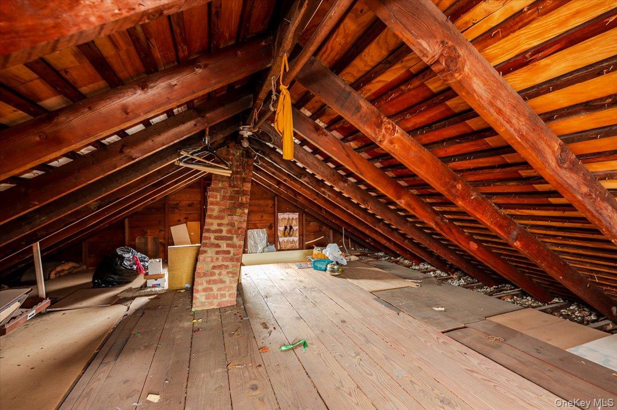 601 Hughes Street Property Photo 17