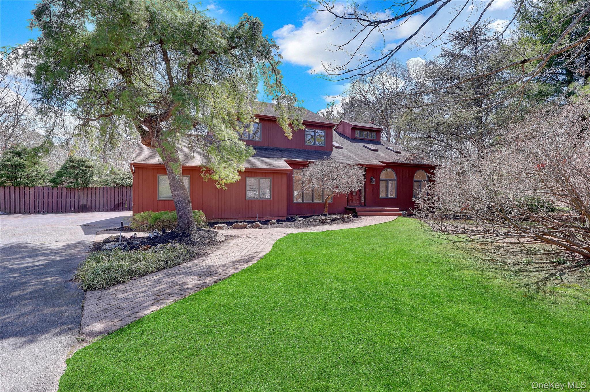 6 Liberty Lane Property Photo 2