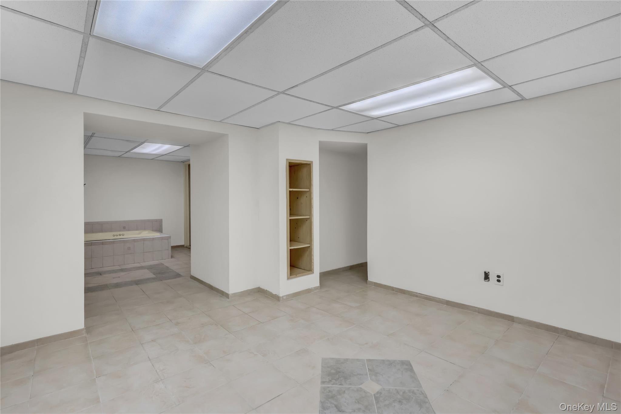 6 Liberty Lane Property Photo 21