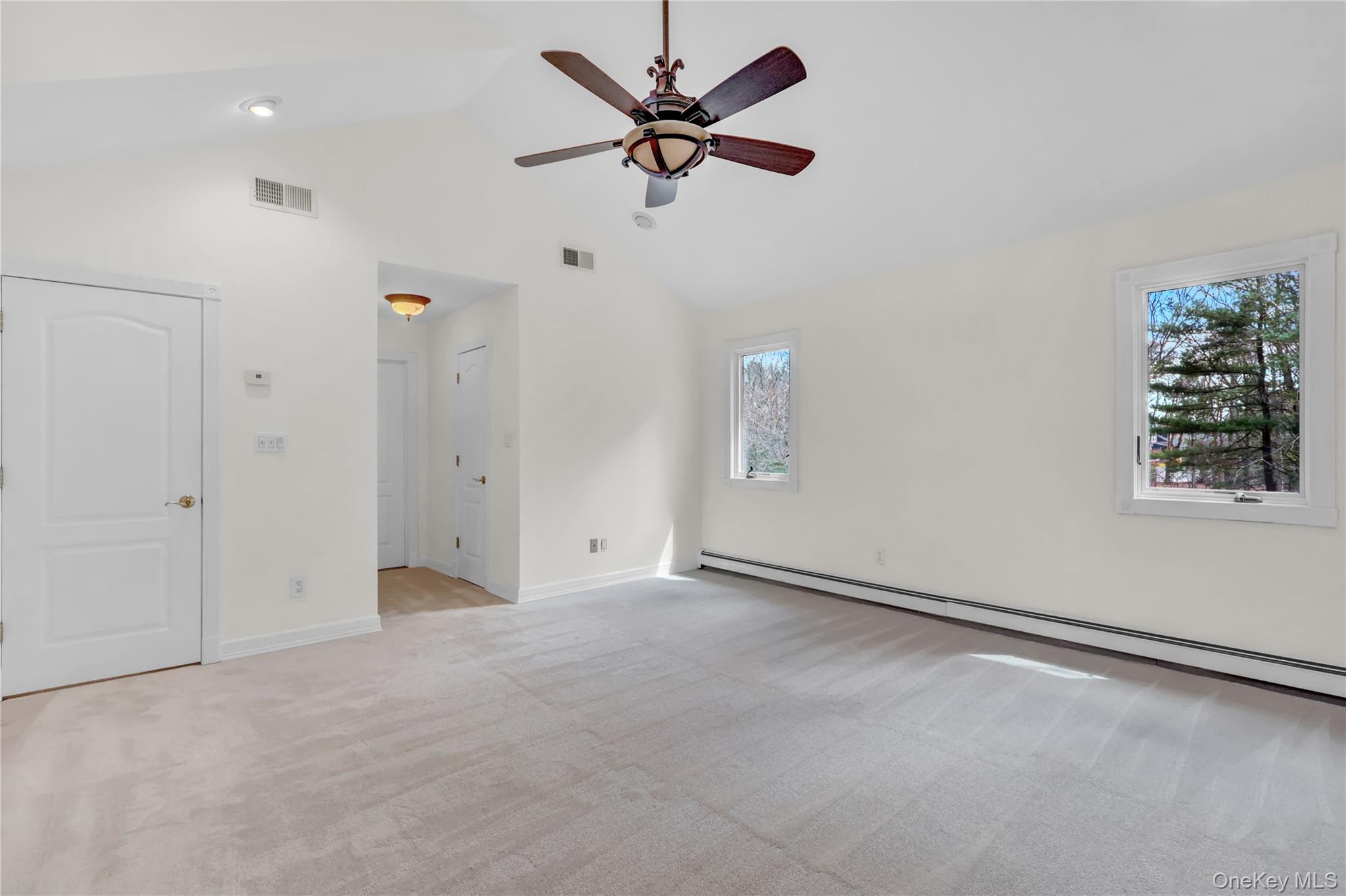 6 Liberty Lane Property Photo 32