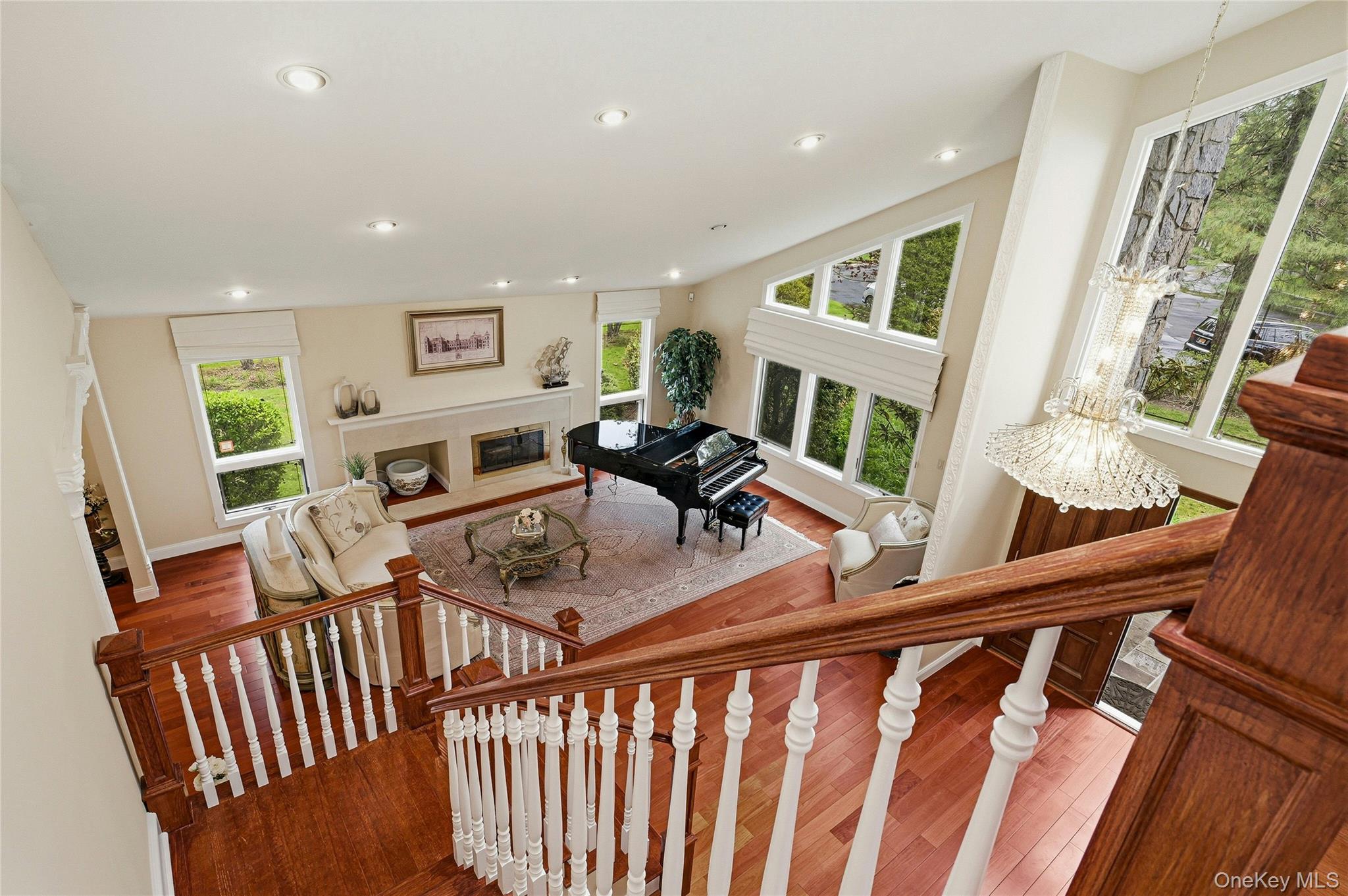 18 Aldgate Drive Property Photo 5