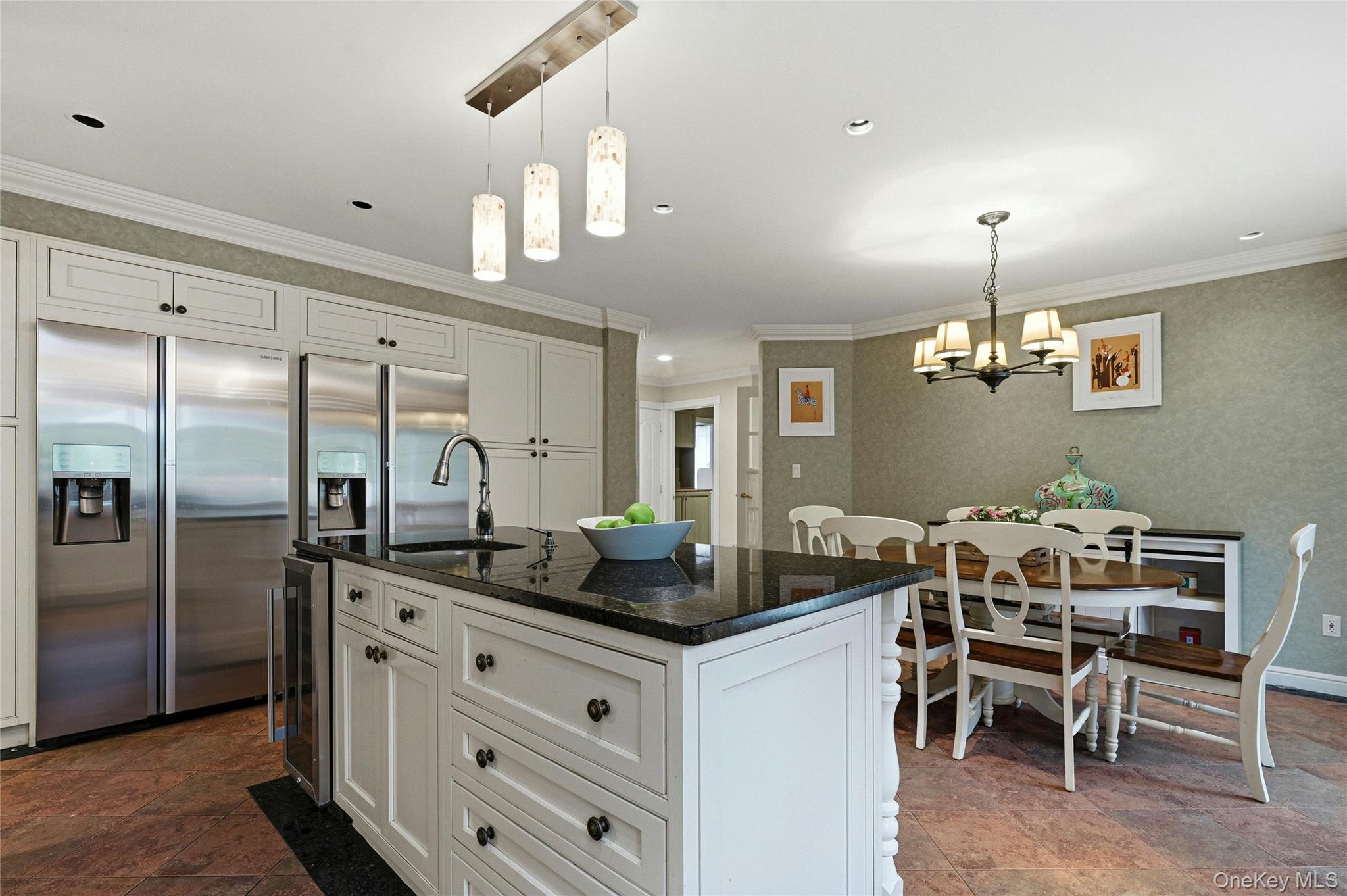 18 Aldgate Drive Property Photo 15
