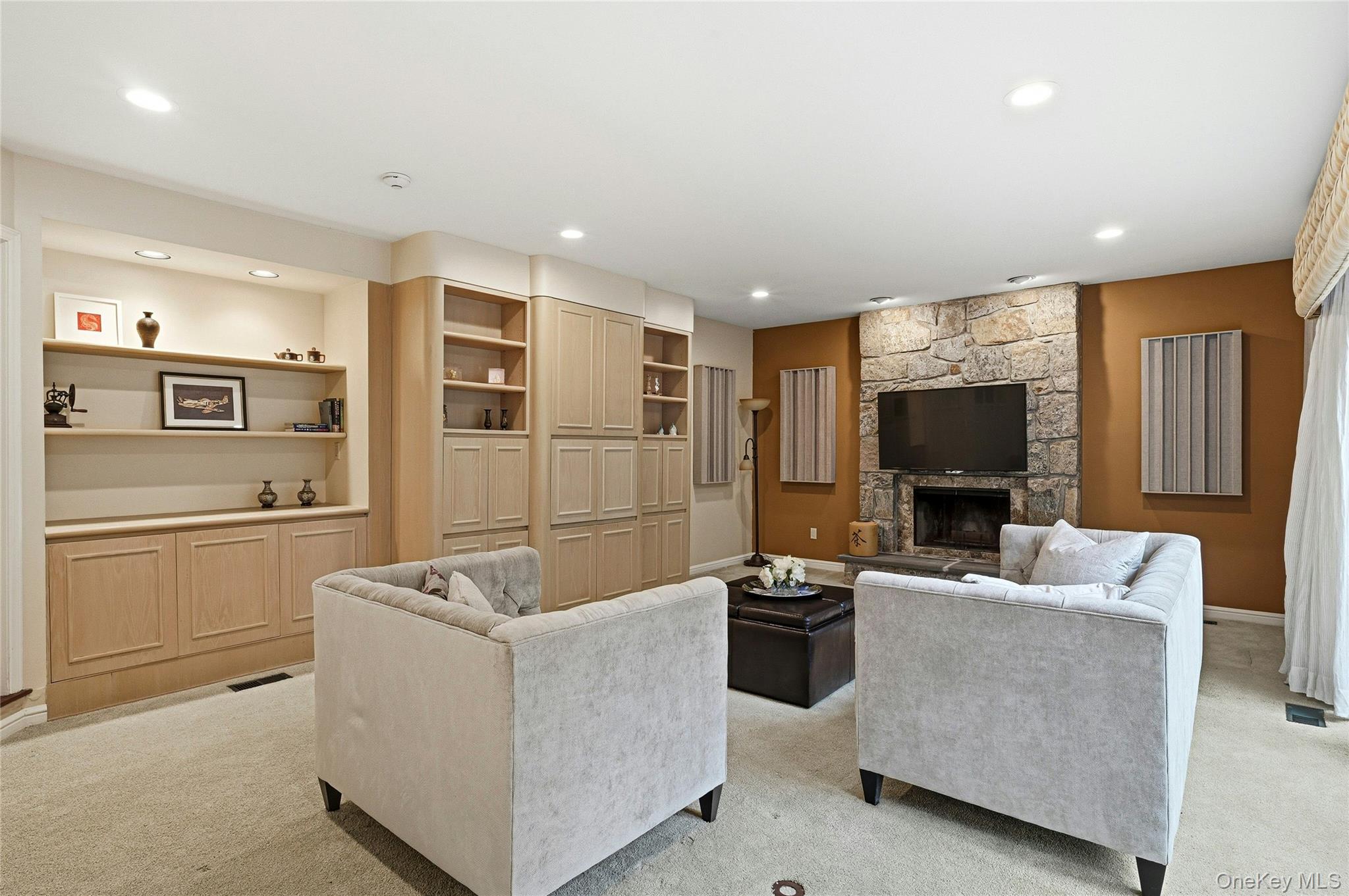 18 Aldgate Drive Property Photo 19