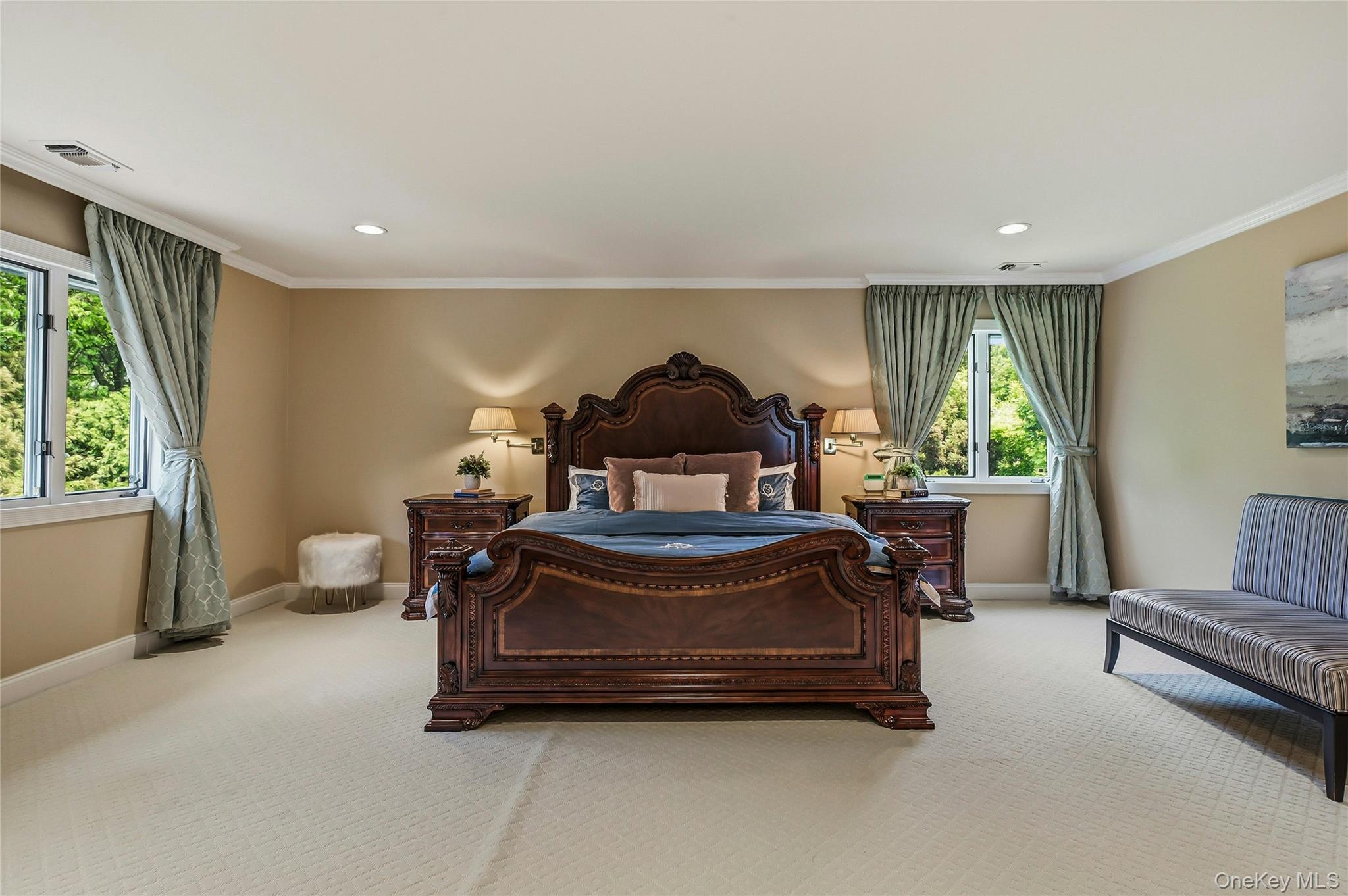 18 Aldgate Drive Property Photo 22