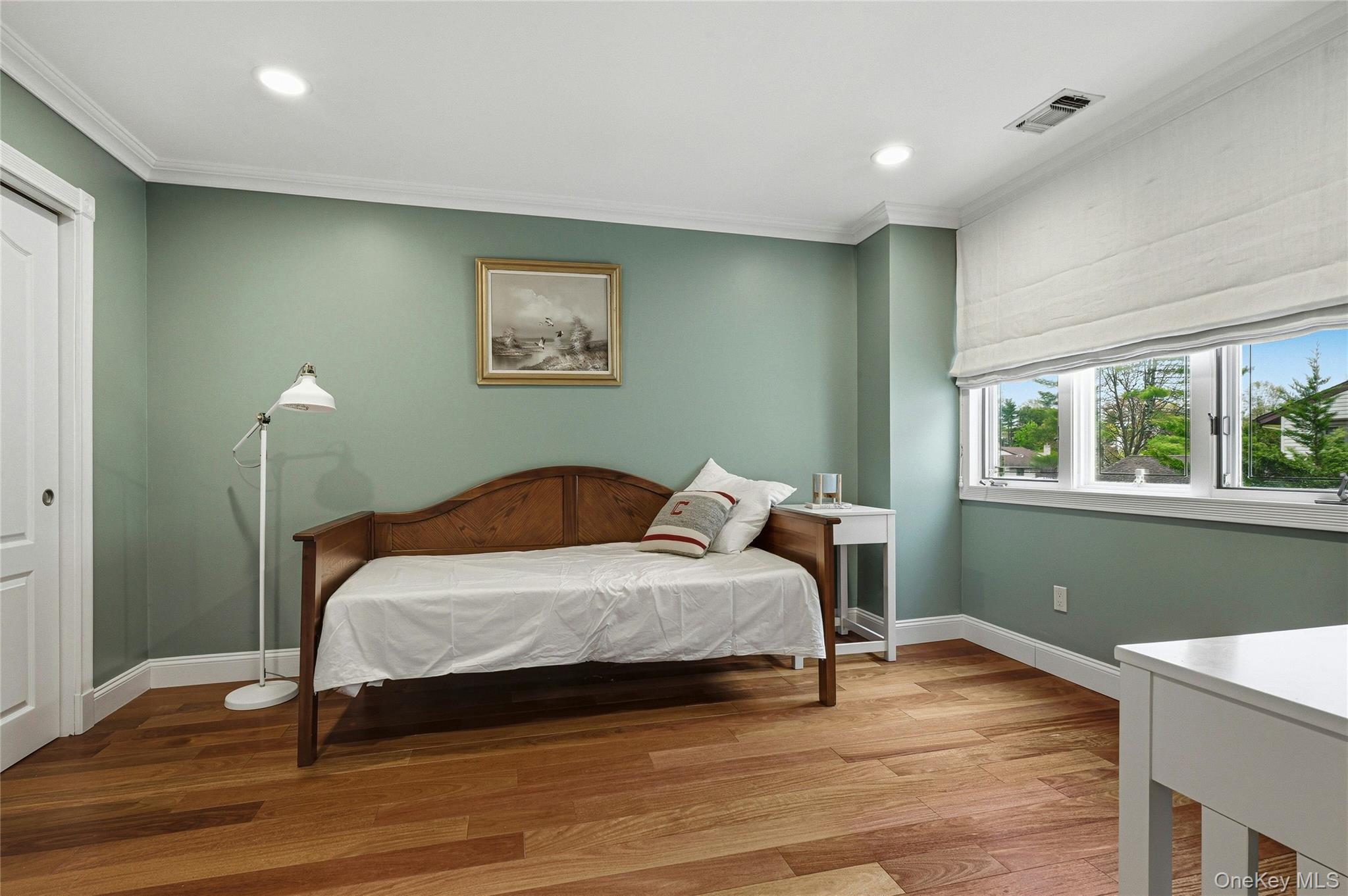 18 Aldgate Drive Property Photo 27