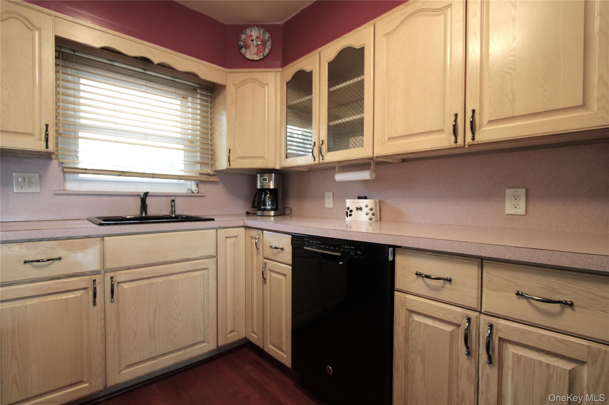 170 Pembrook Drive Property Photo 8