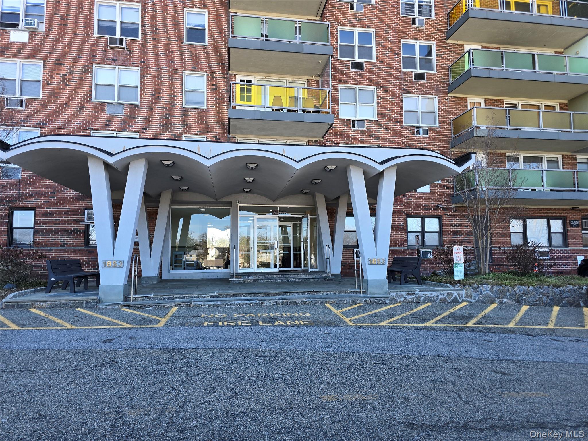 1853 Central Park Avenue 3j Property Photo 3