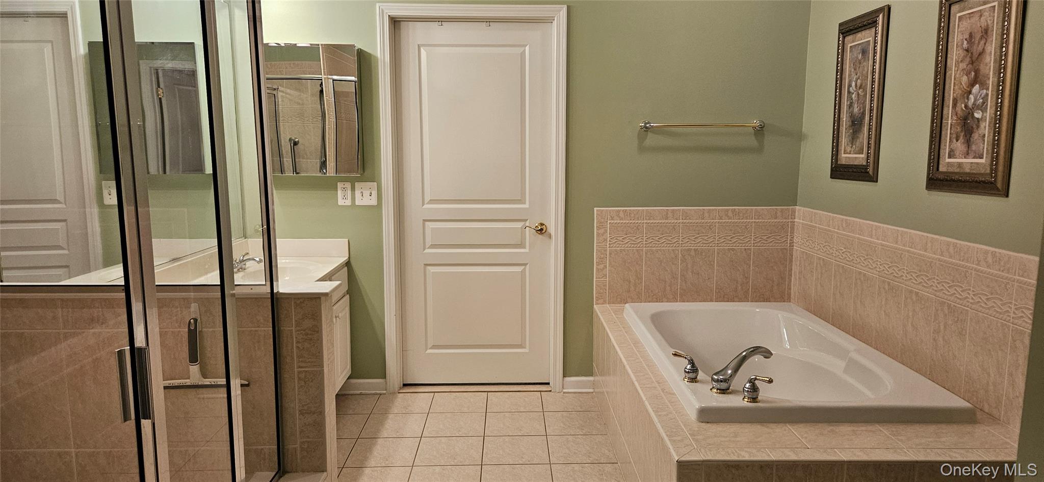 24 N De Baun Avenue 303 Property Photo 9