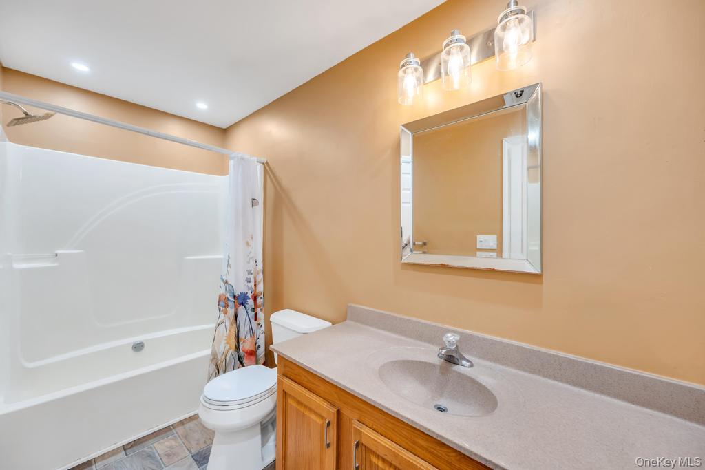 236 Forest Road Property Photo 13