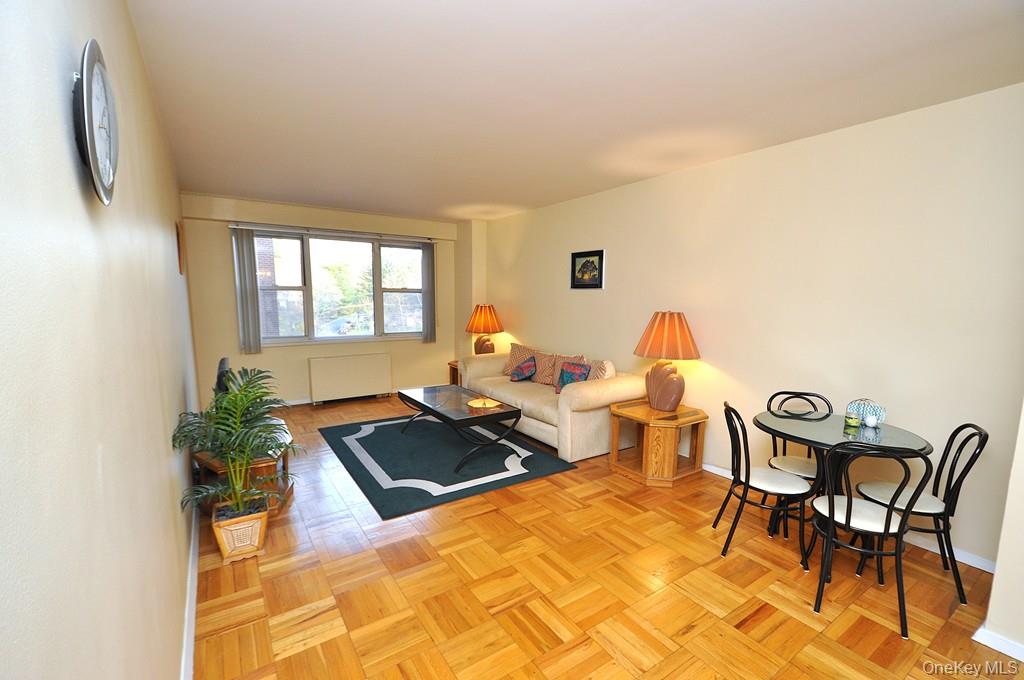 260 Garth Road 4A5 Property Photo 1