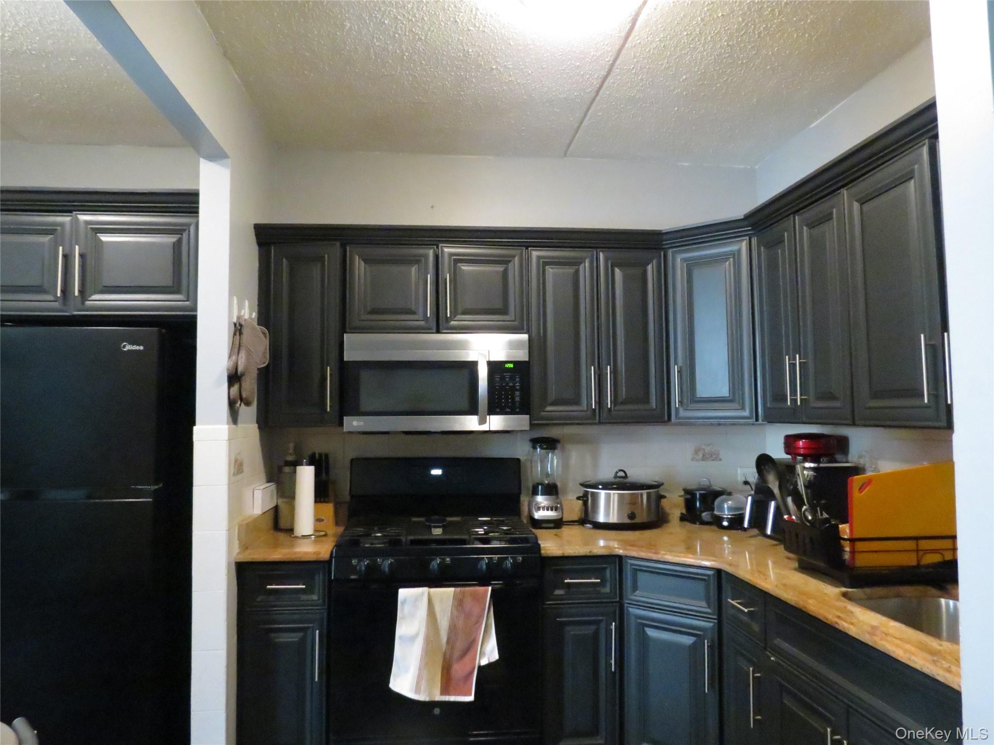522 E 159th Street 2b Property Photo 2