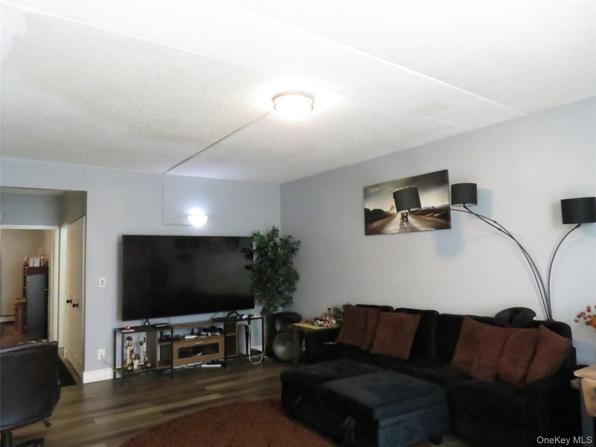 522 E 159th Street 2b Property Photo 7