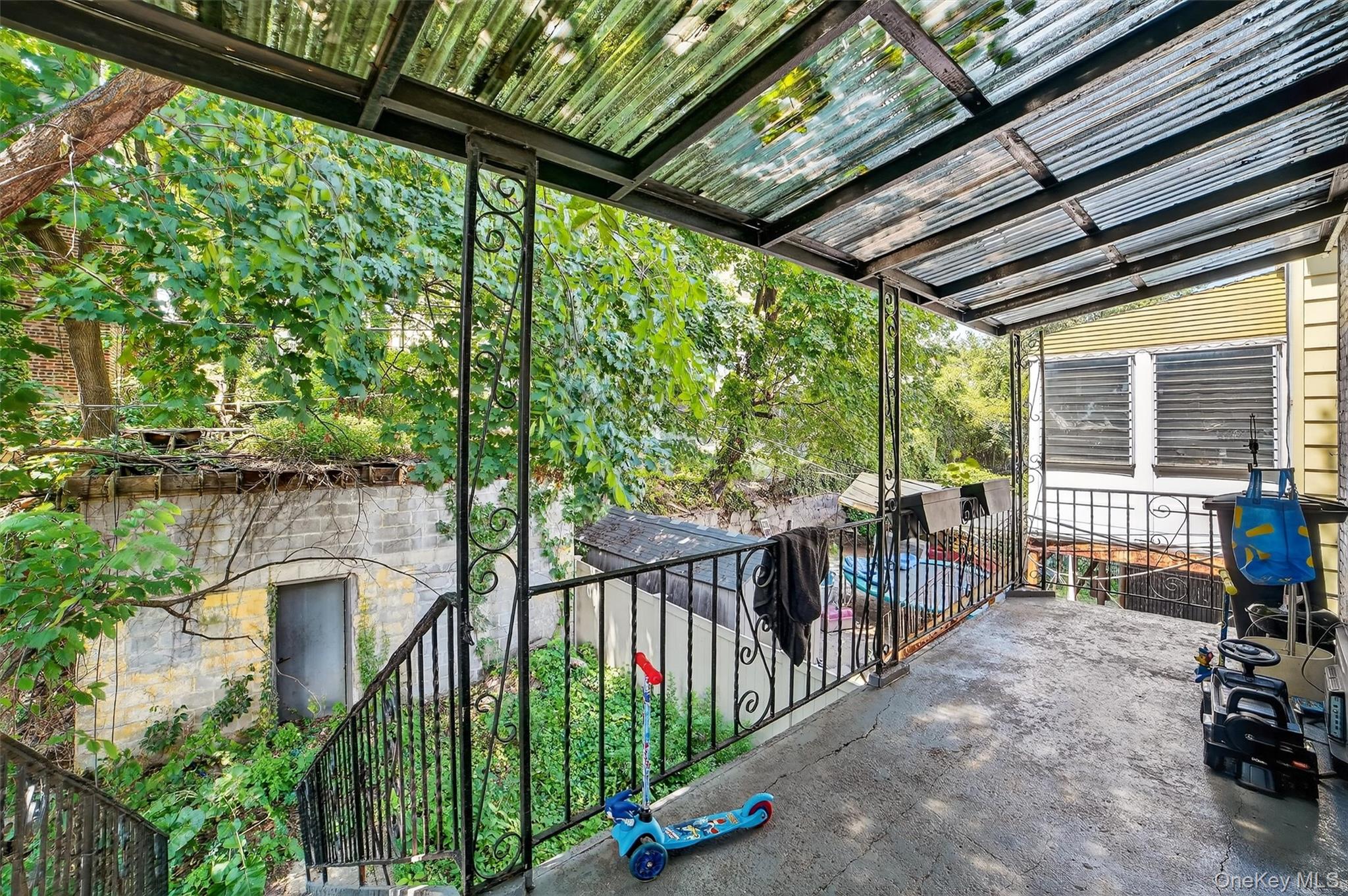 105 Palisade Avenue Property Photo 28
