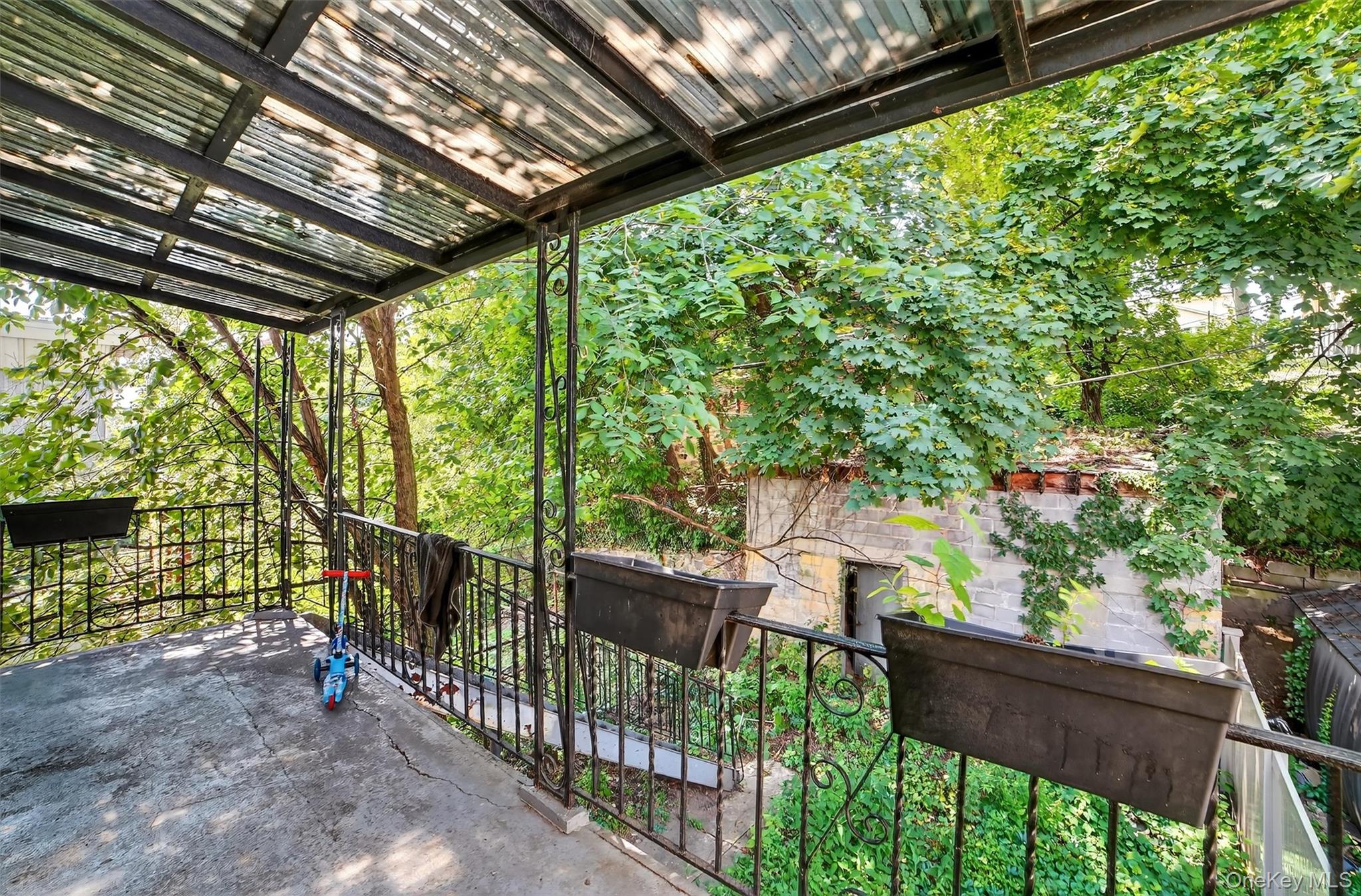 105 Palisade Avenue Property Photo 30