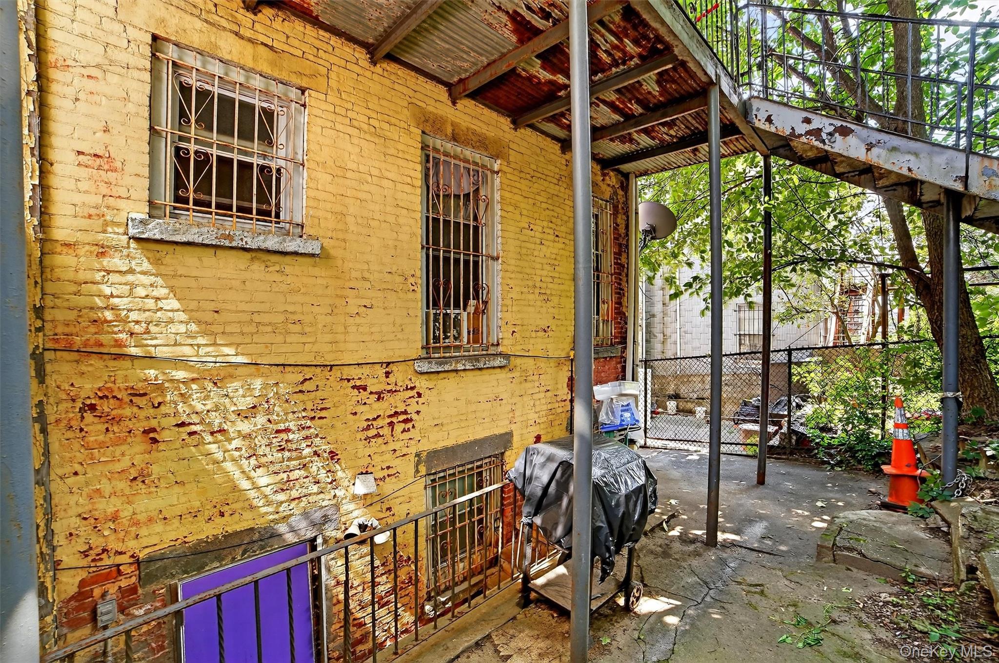 105 Palisade Avenue Property Photo 35