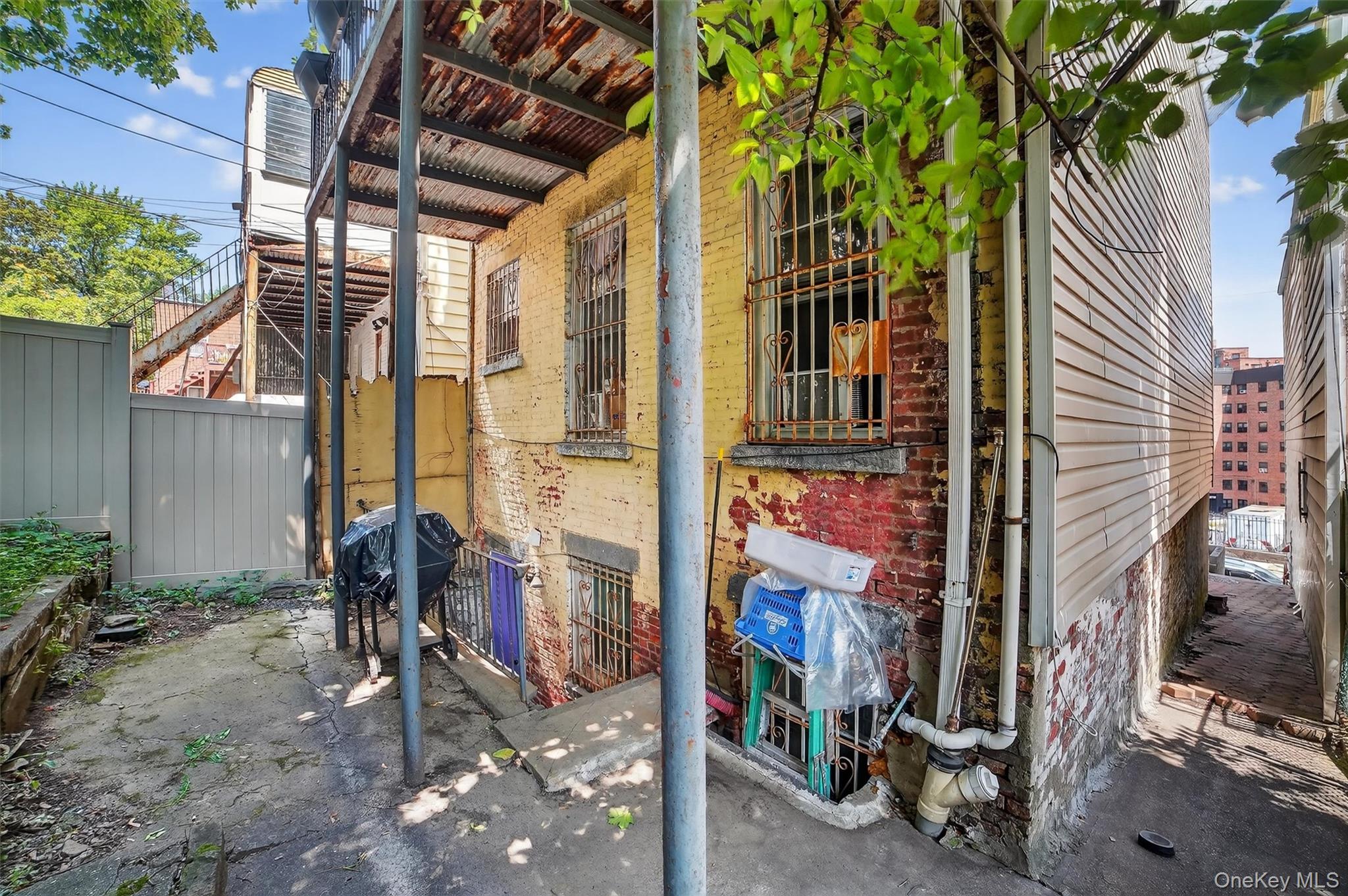 105 Palisade Avenue Property Photo 36