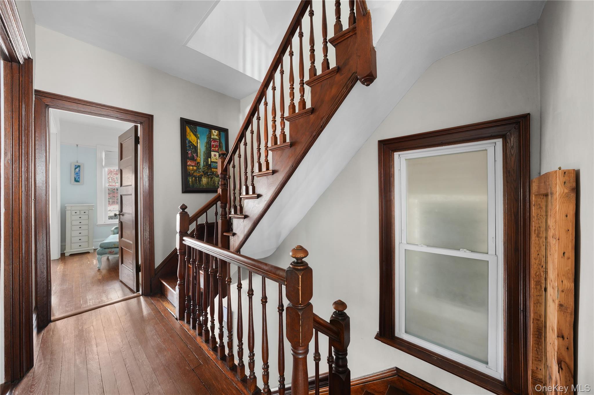 3020 Bainbridge Avenue Property Photo 11