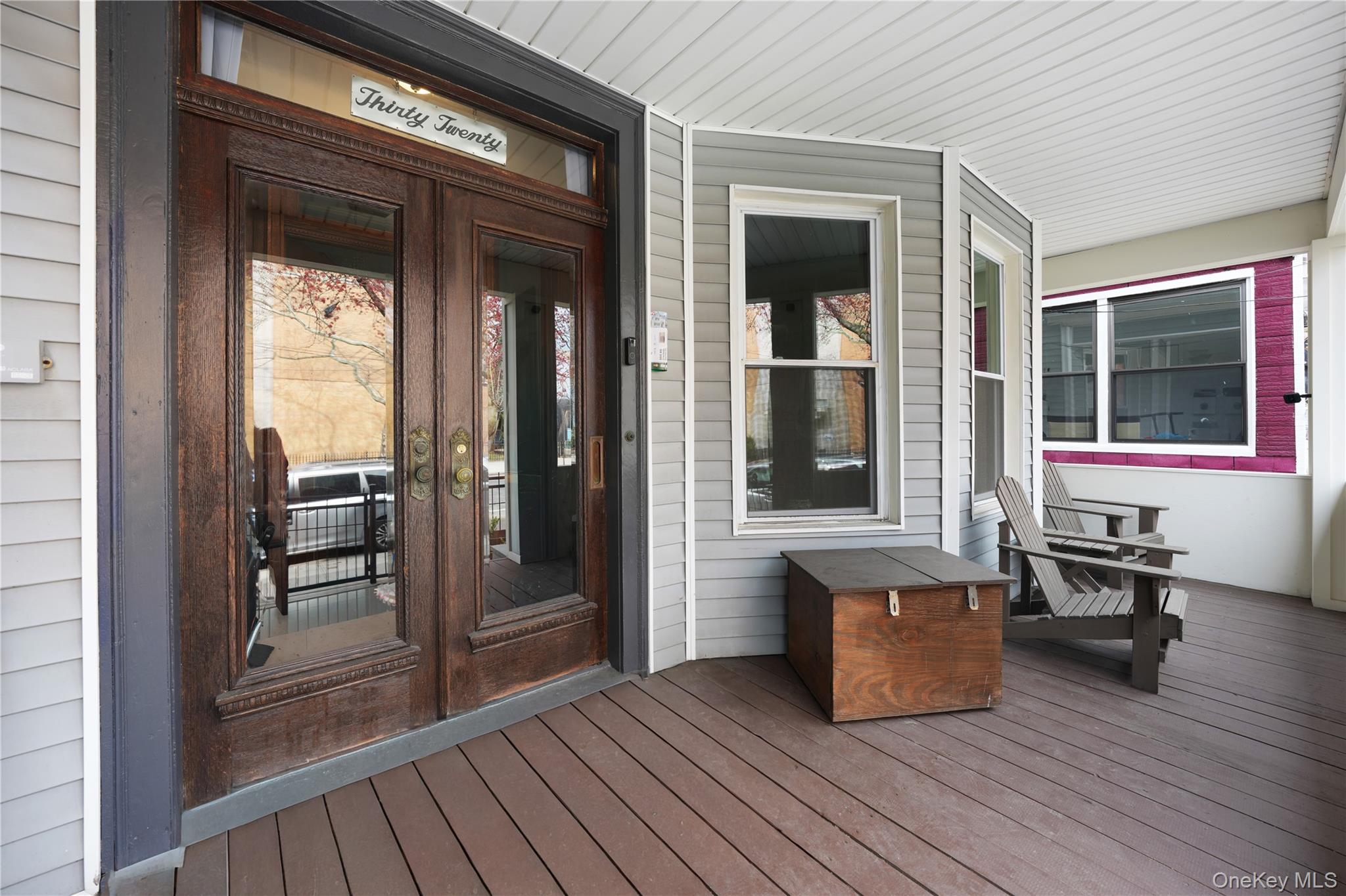 3020 Bainbridge Avenue Property Photo 25