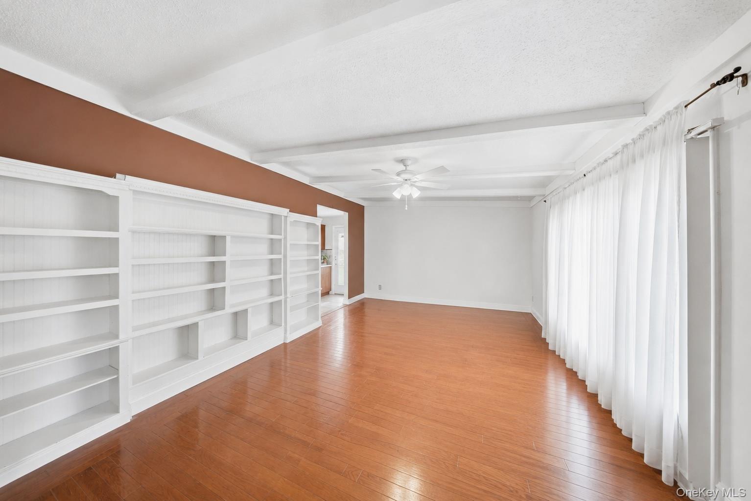 20 Winding Hills Drive Property Photo 5