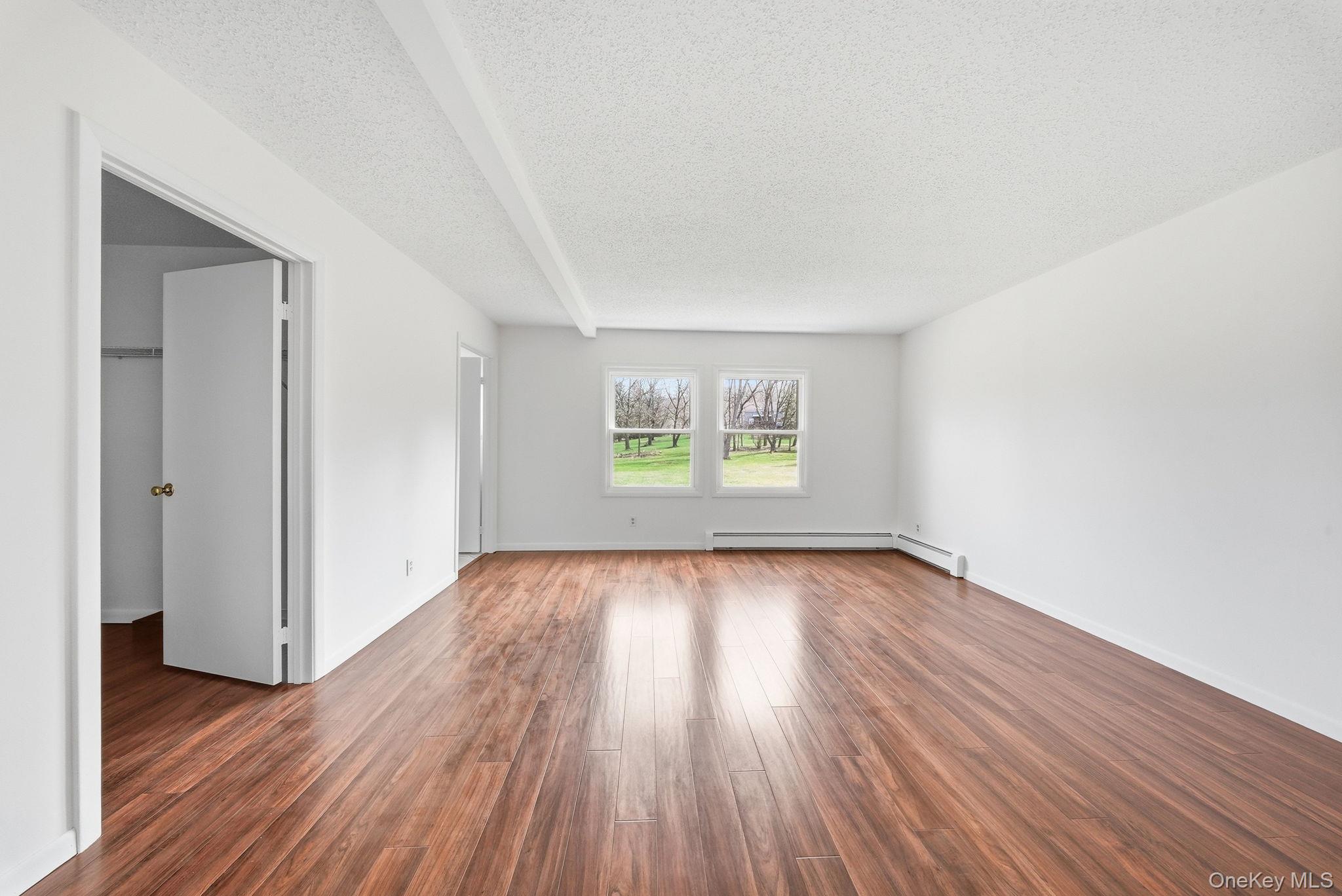 20 Winding Hills Drive Property Photo 12