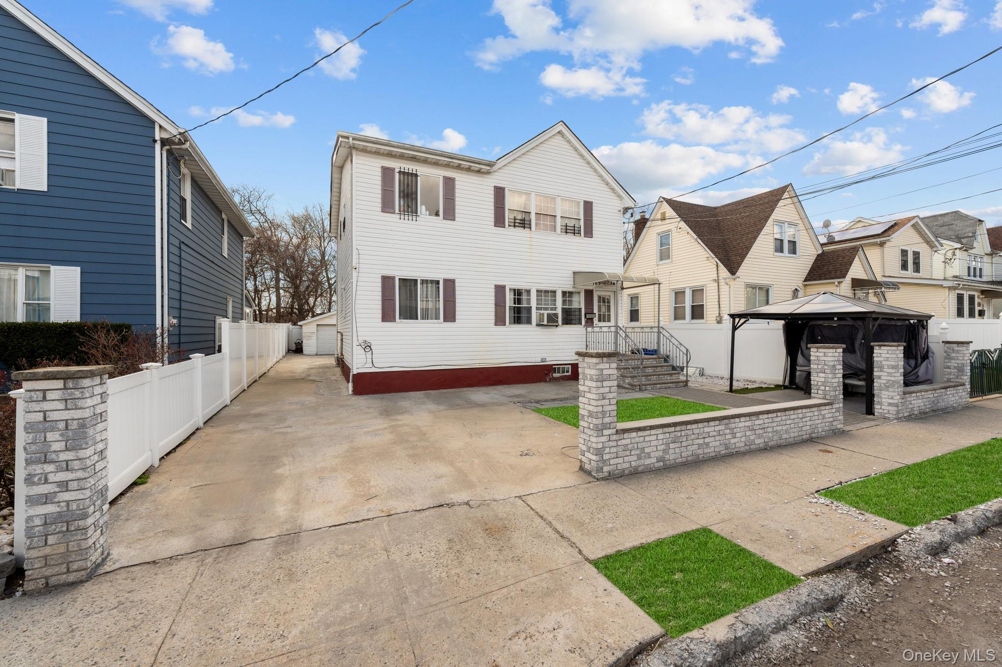 16934 144th Road Property Photo 3