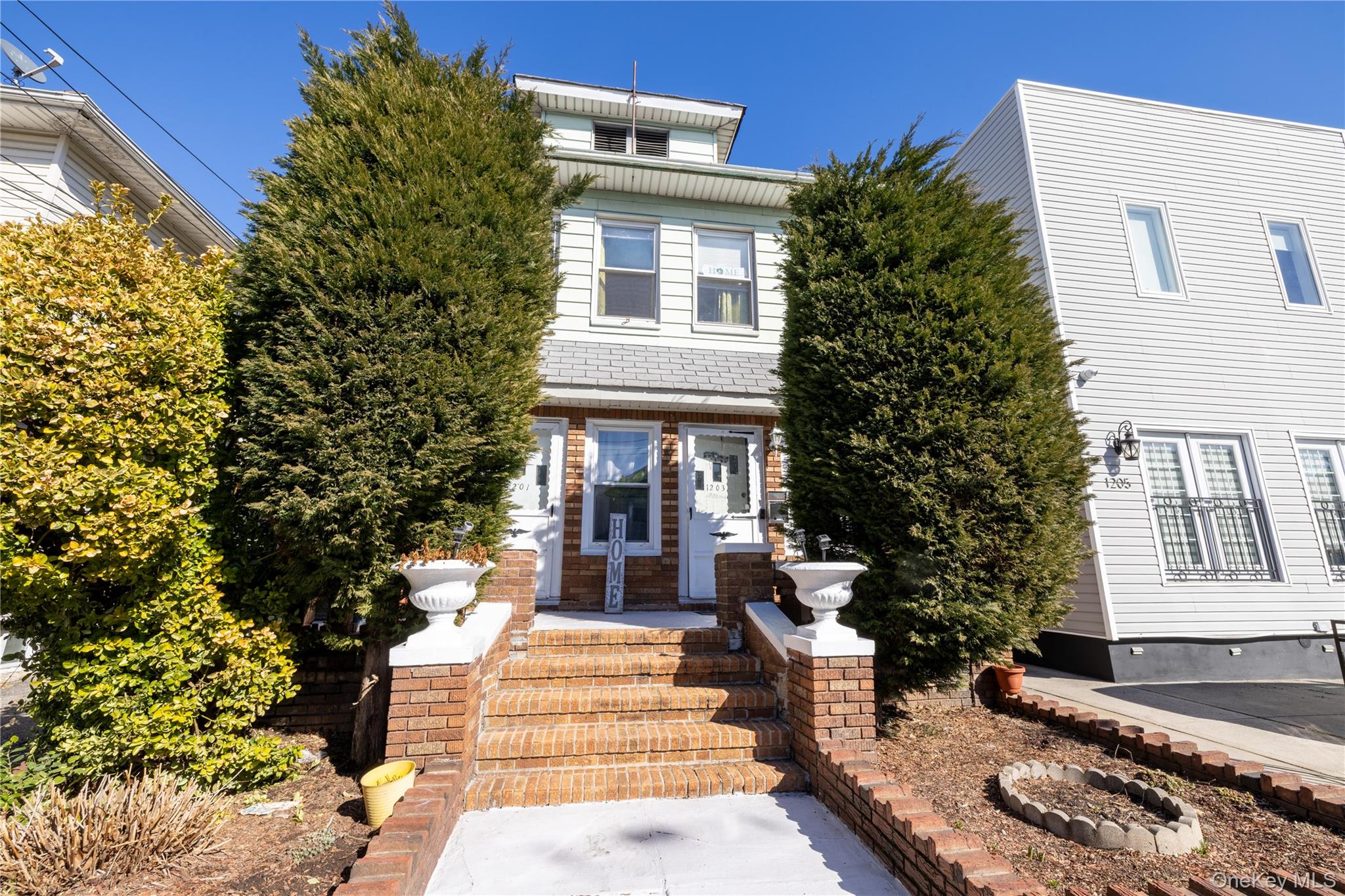 1203 E 34th Street Property Photo 1