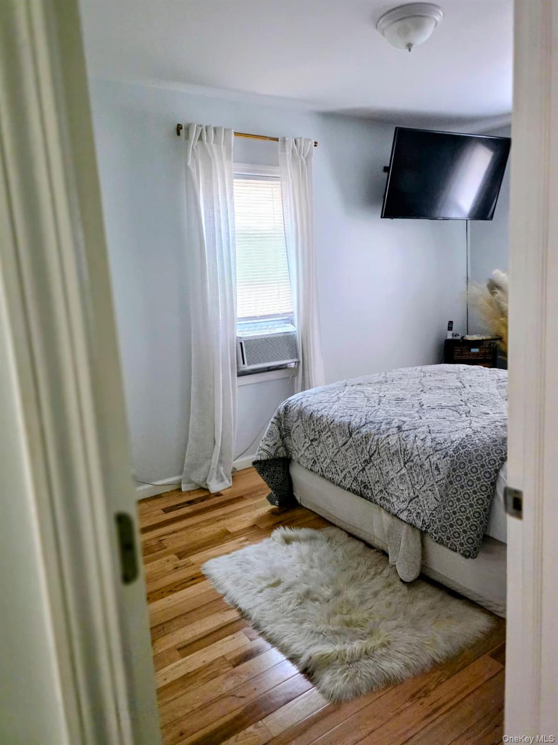1015 Revere Avenue Property Photo 26