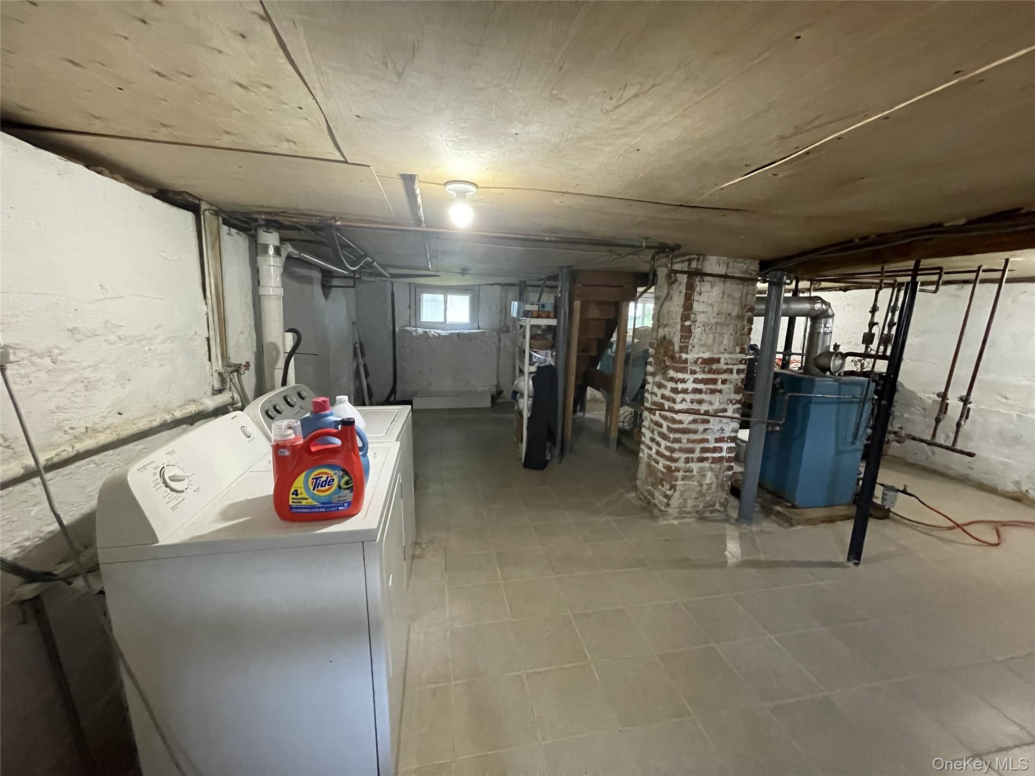 73 S Bedford Road Property Photo 30