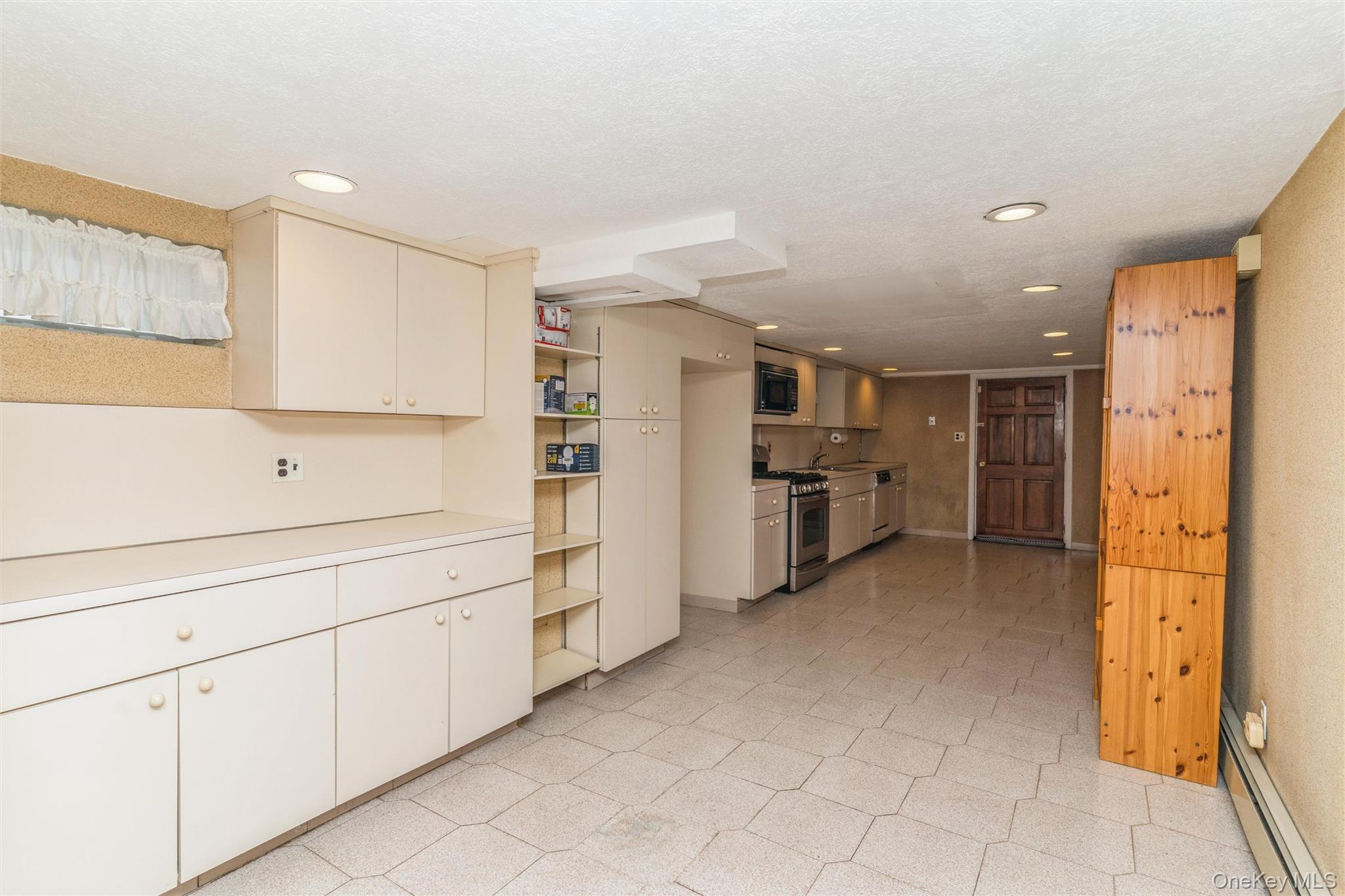 77 Lucille Avenue Property Photo 33