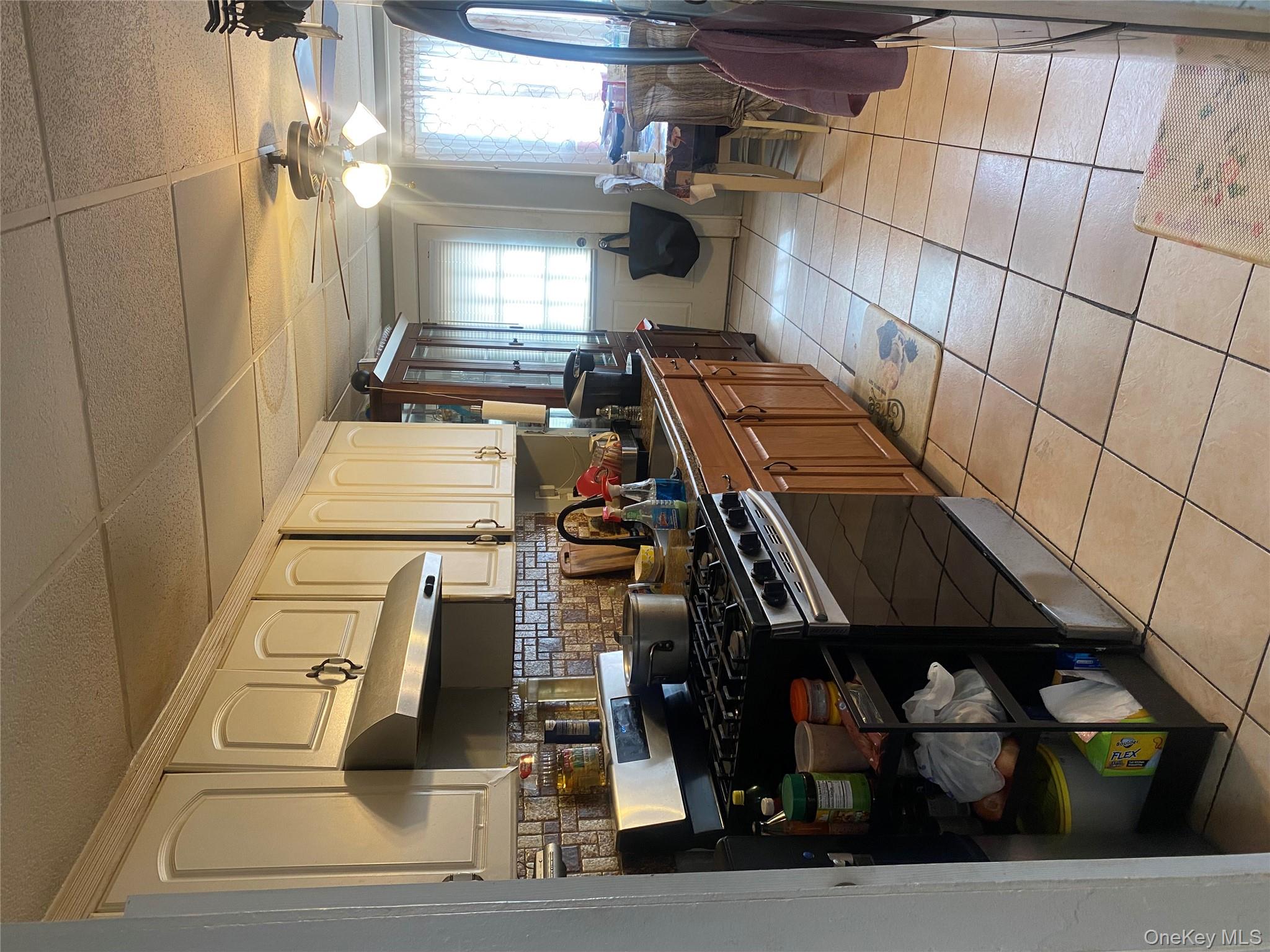 24 Lent Avenue Property Photo 4