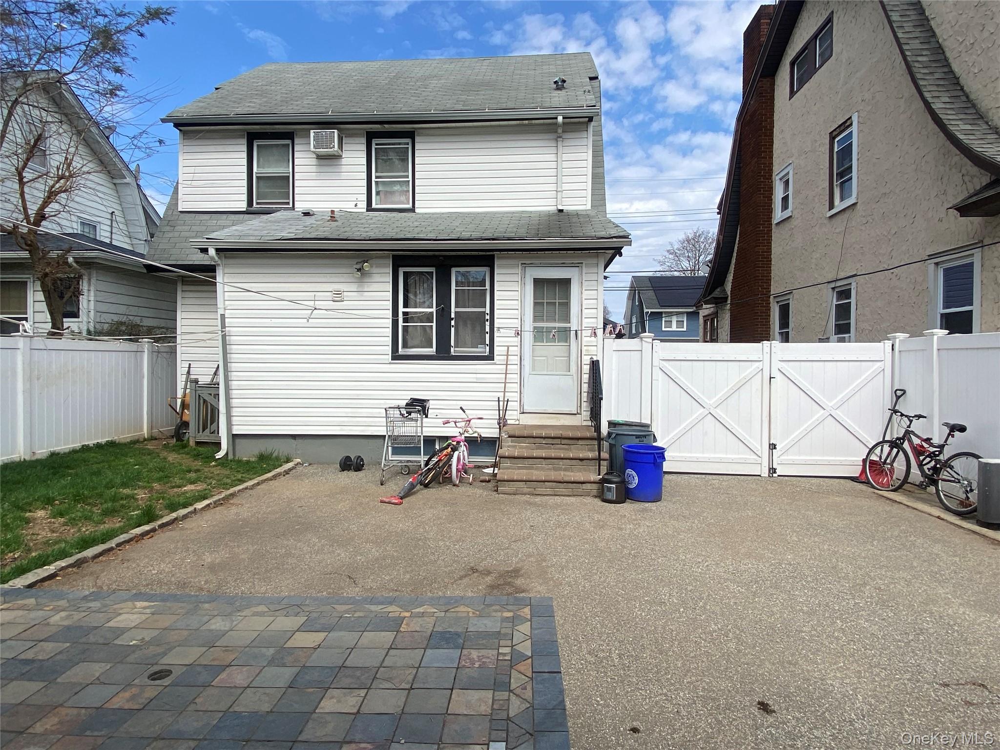 24 Lent Avenue Property Photo 14