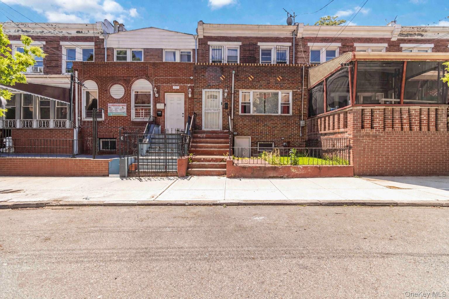 806 New Jersey Avenue Property Photo 1